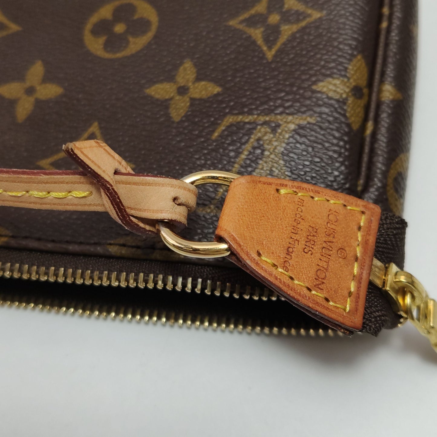 Preloved GLM-AGLM-essories Mahjong Bag Large Monogram Print Handbag 057851400252