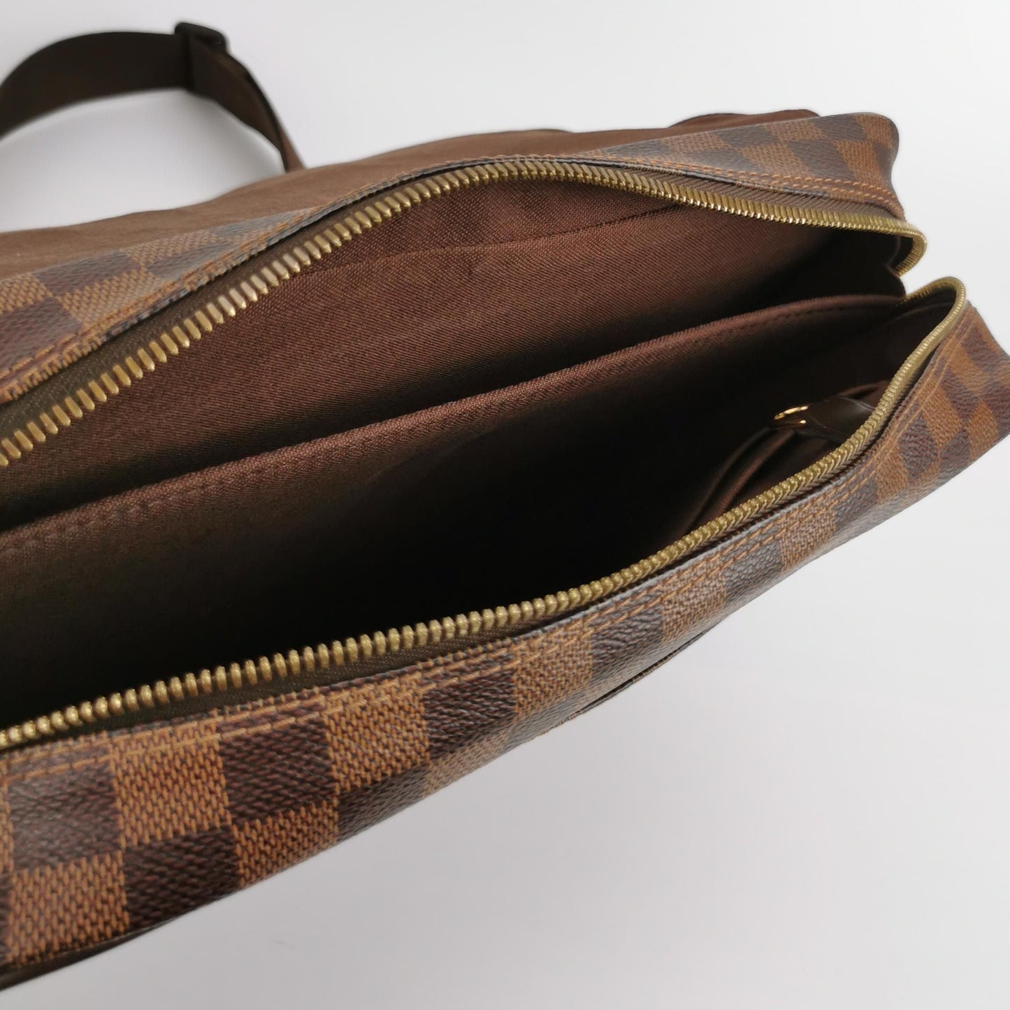 Preloved GLM-Shelton Checkerboard Crossbody Shoulder Bag 250512781189153