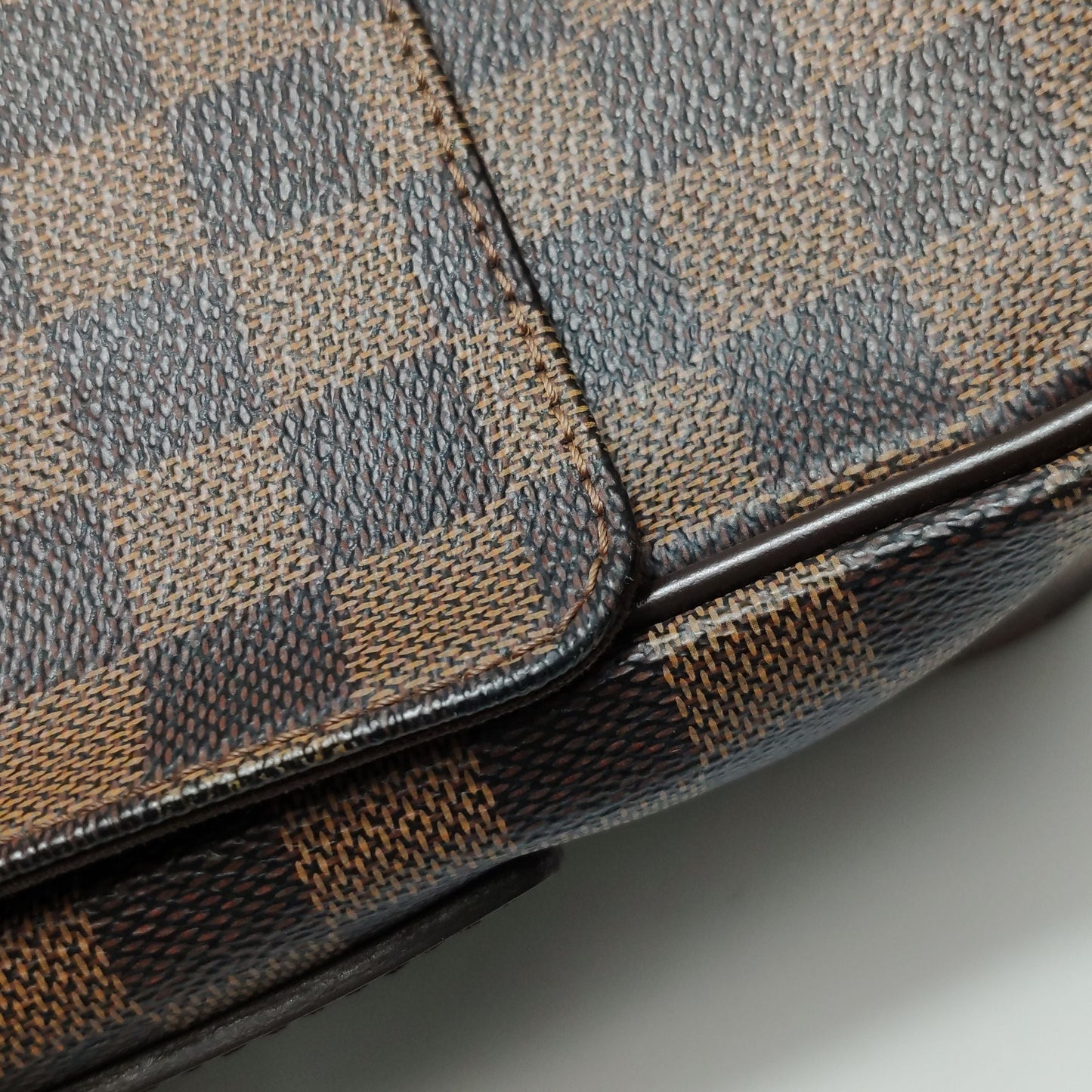 Preloved GLM-Shelton Checkerboard Crossbody Shoulder Bag 250512781189153
