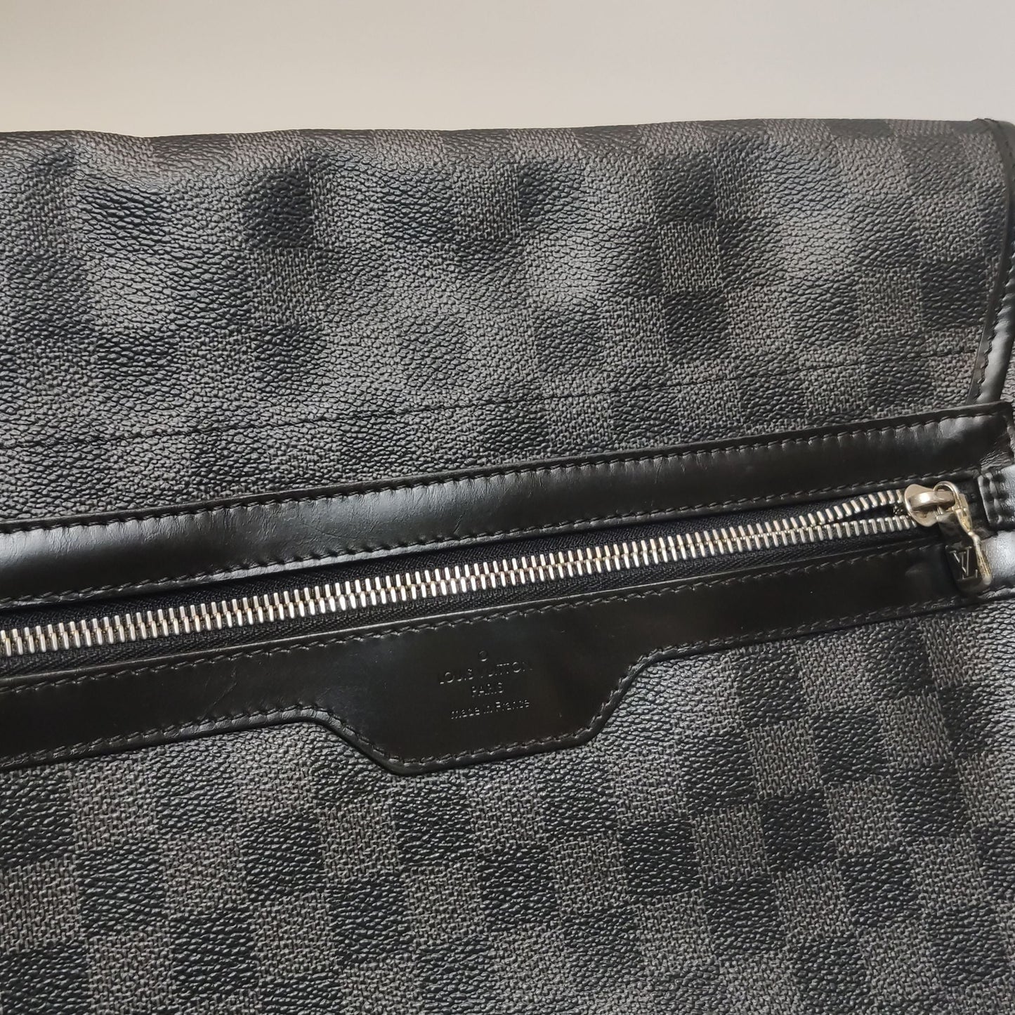 Preloved GLM-Leather Checkered Flap Messenger Crossbody Shoulder Bag 250512781189122