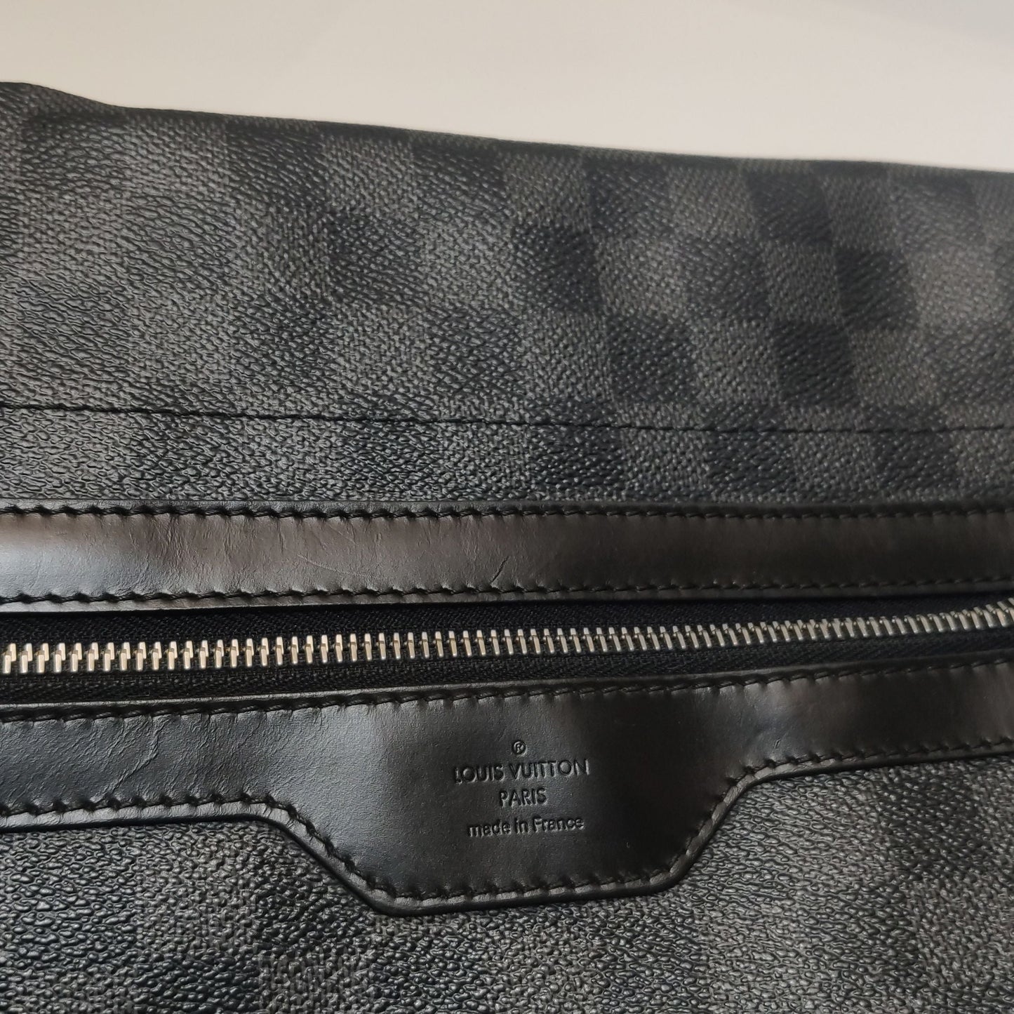 Preloved GLM-Leather Checkered Flap Messenger Crossbody Shoulder Bag 250512781189122
