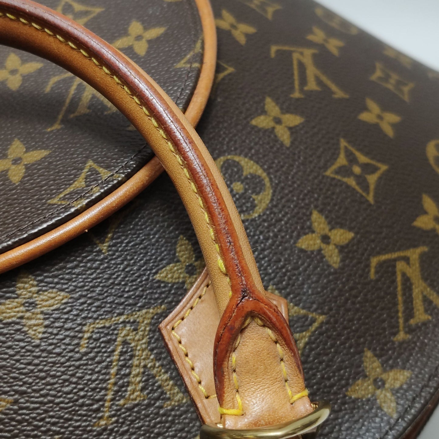 Preloved GLM-Ellipse Clam Bag Small Monogram Print Vegetable Tanned Leather  Handbag 250509781184843