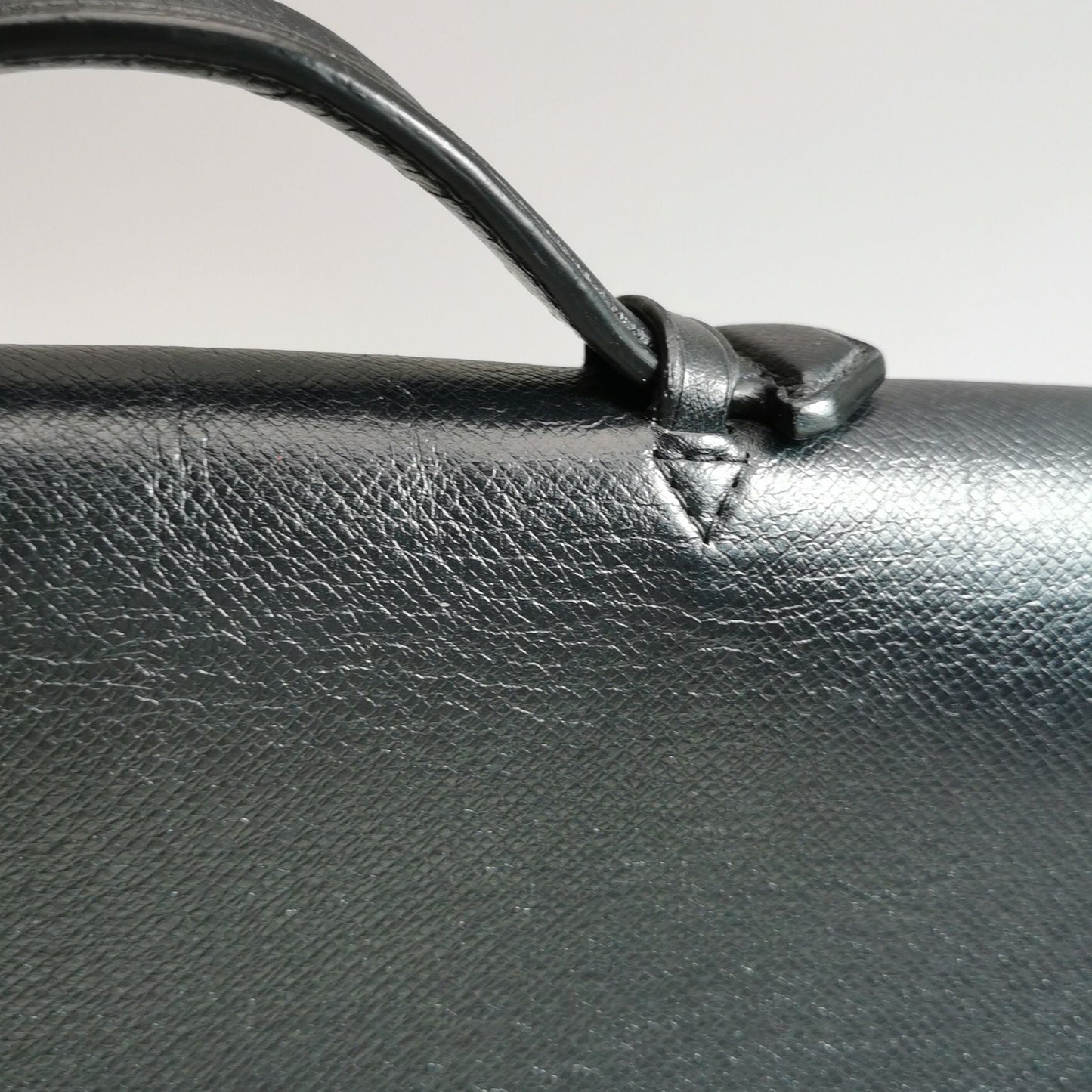 Preloved GLM-Robusto Leather Solid Metal Lock Briefcase Handbag 250508781182880