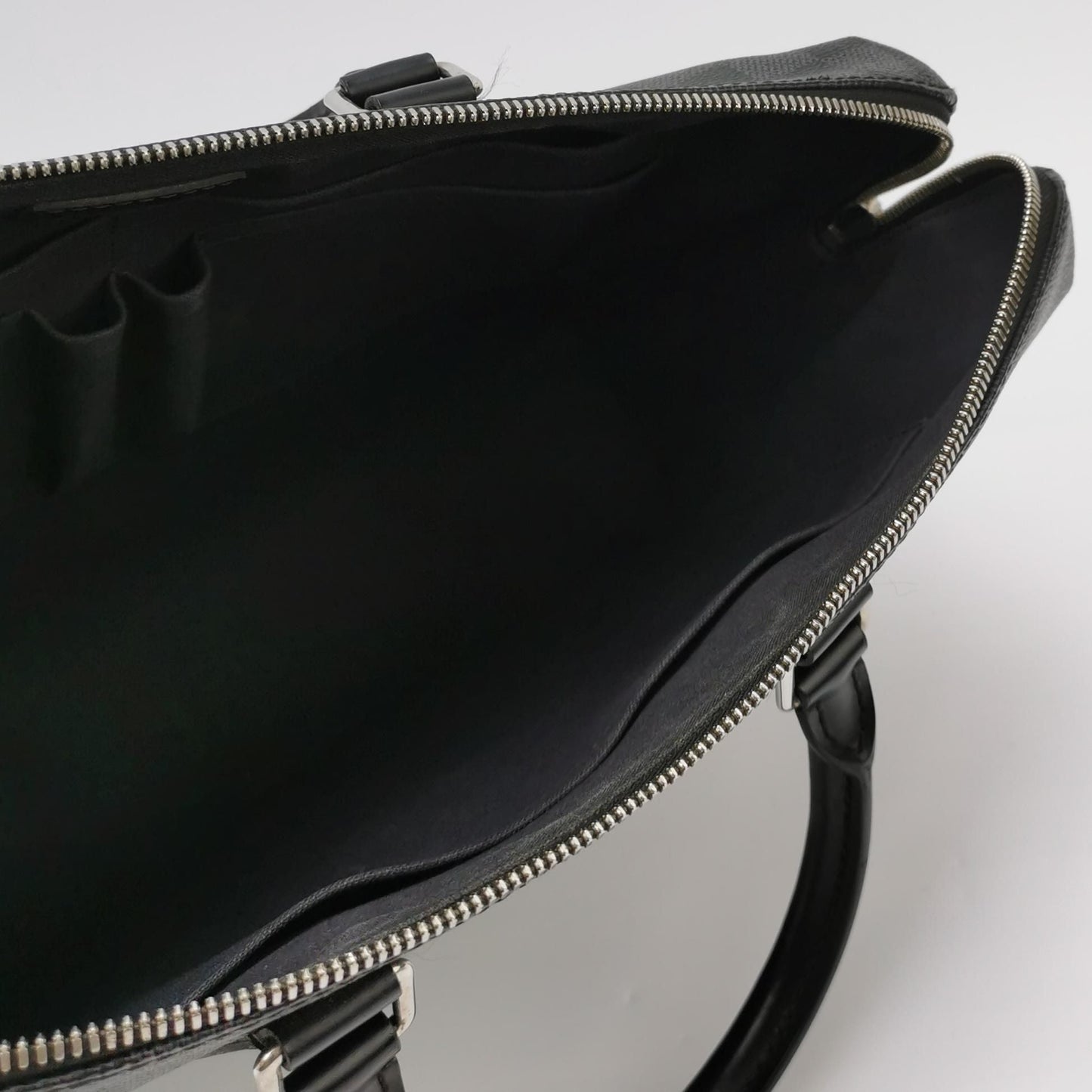 Preloved GLM-Porte Documents Crossbody Bag 250509781184344