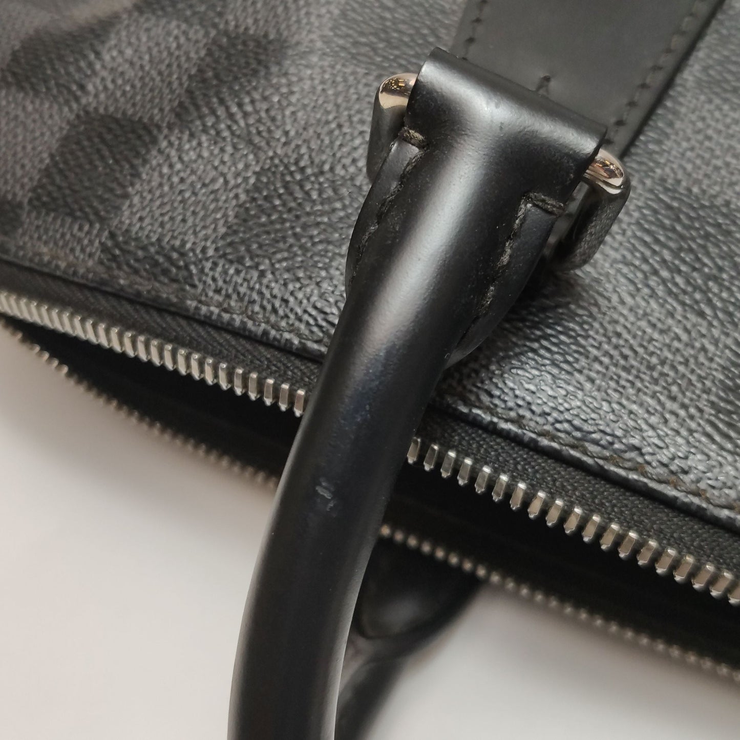 Preloved GLM-Porte Documents Crossbody Bag 250509781184344