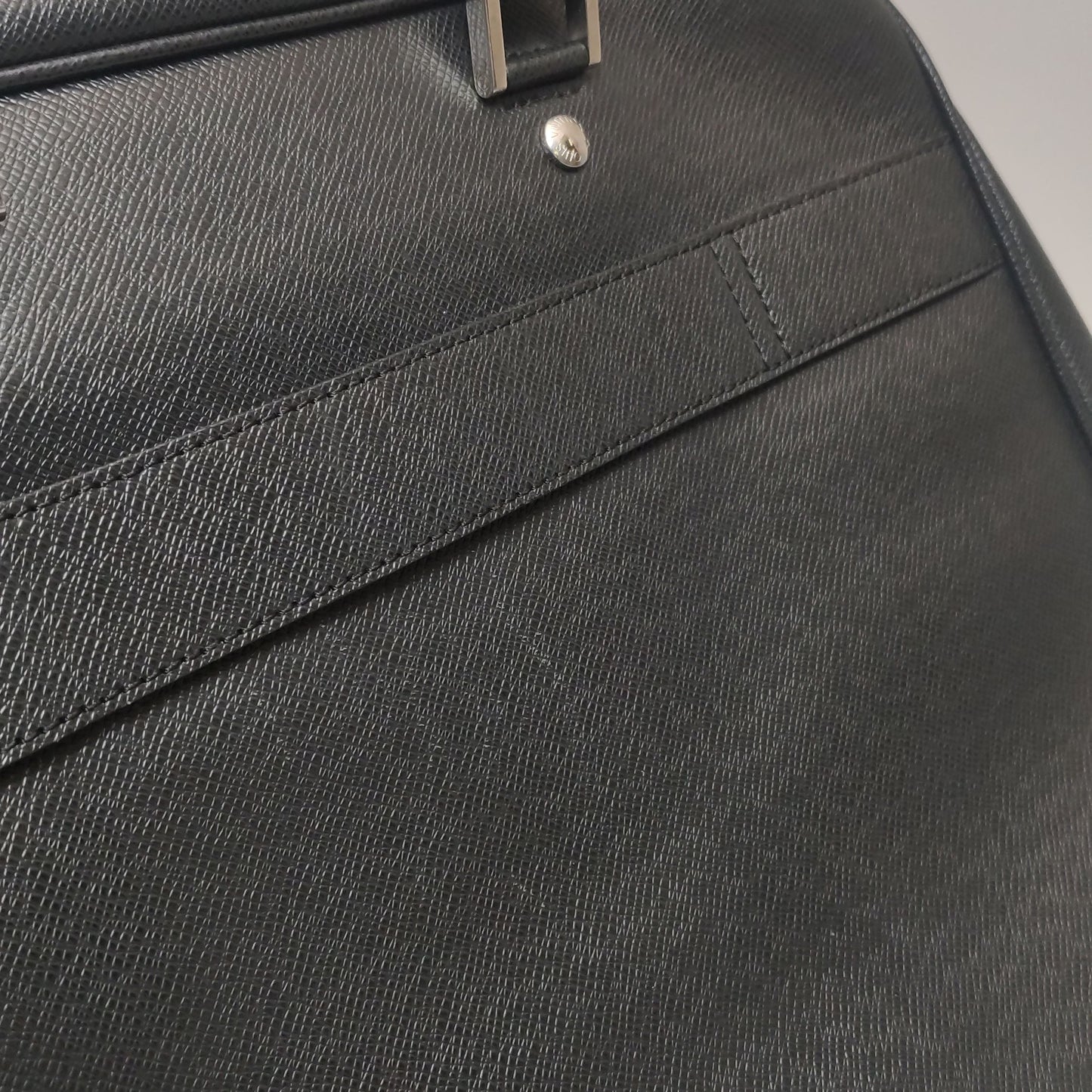 Preloved GLM-Taiga Leather Zip Top Handle Bag 057851000070