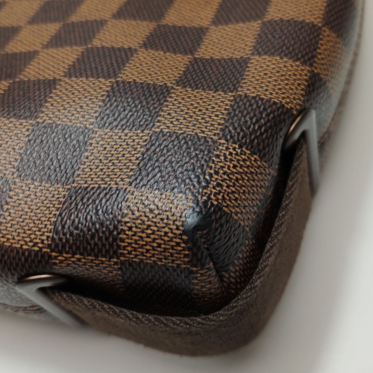 Preloved GLM-Brooklyn Leather Checkerboard Logo Shoulder Bag 250507781181436
