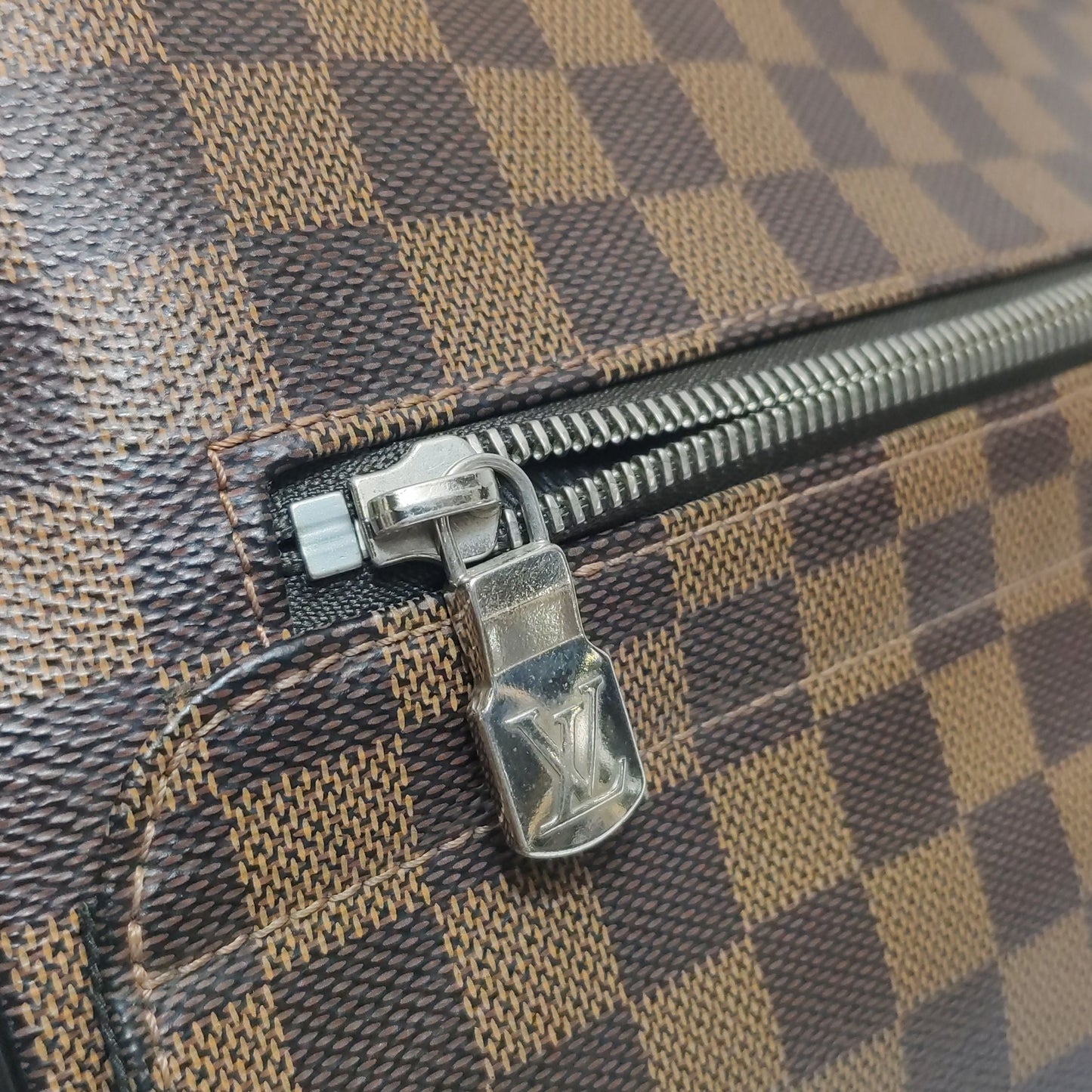 Preloved GLM-Checkered Flap Crossbody Shoulder Bag 250505781179531
