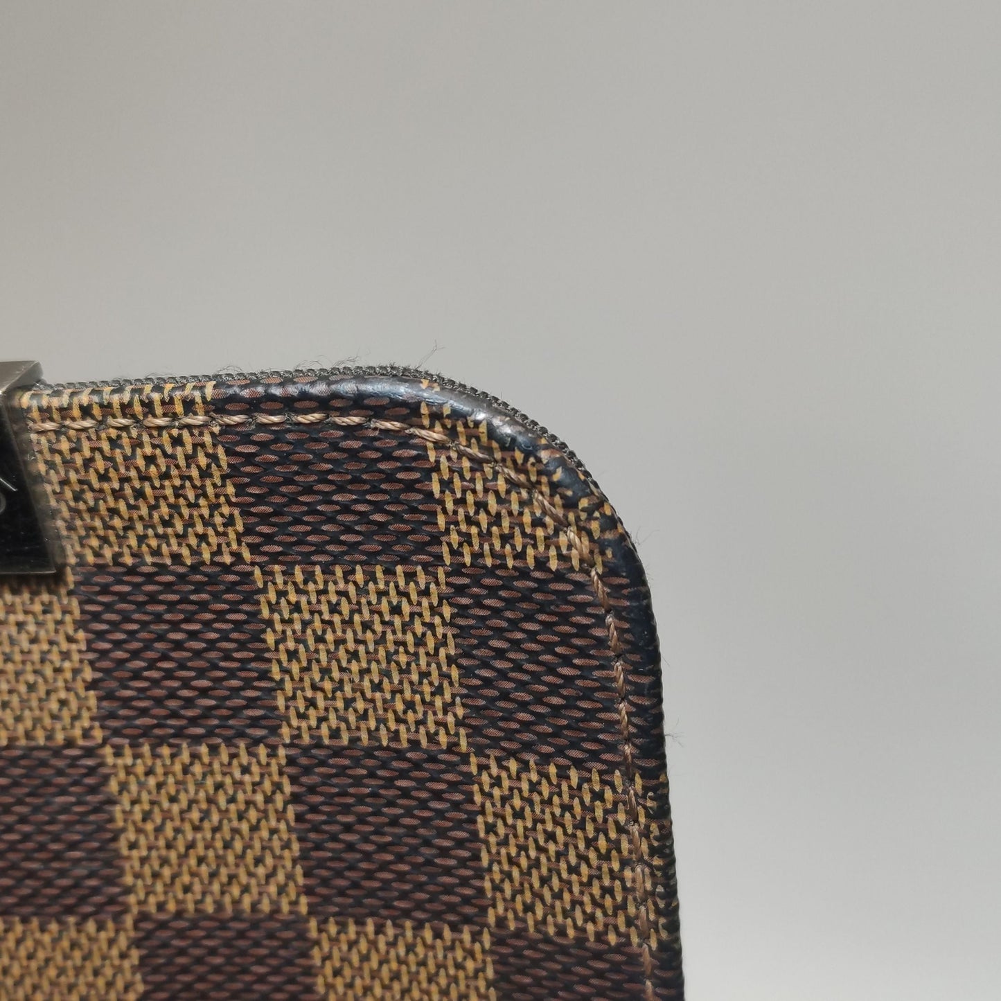 Preloved GLM-Checkered Flap Crossbody Shoulder Bag 250505781179531