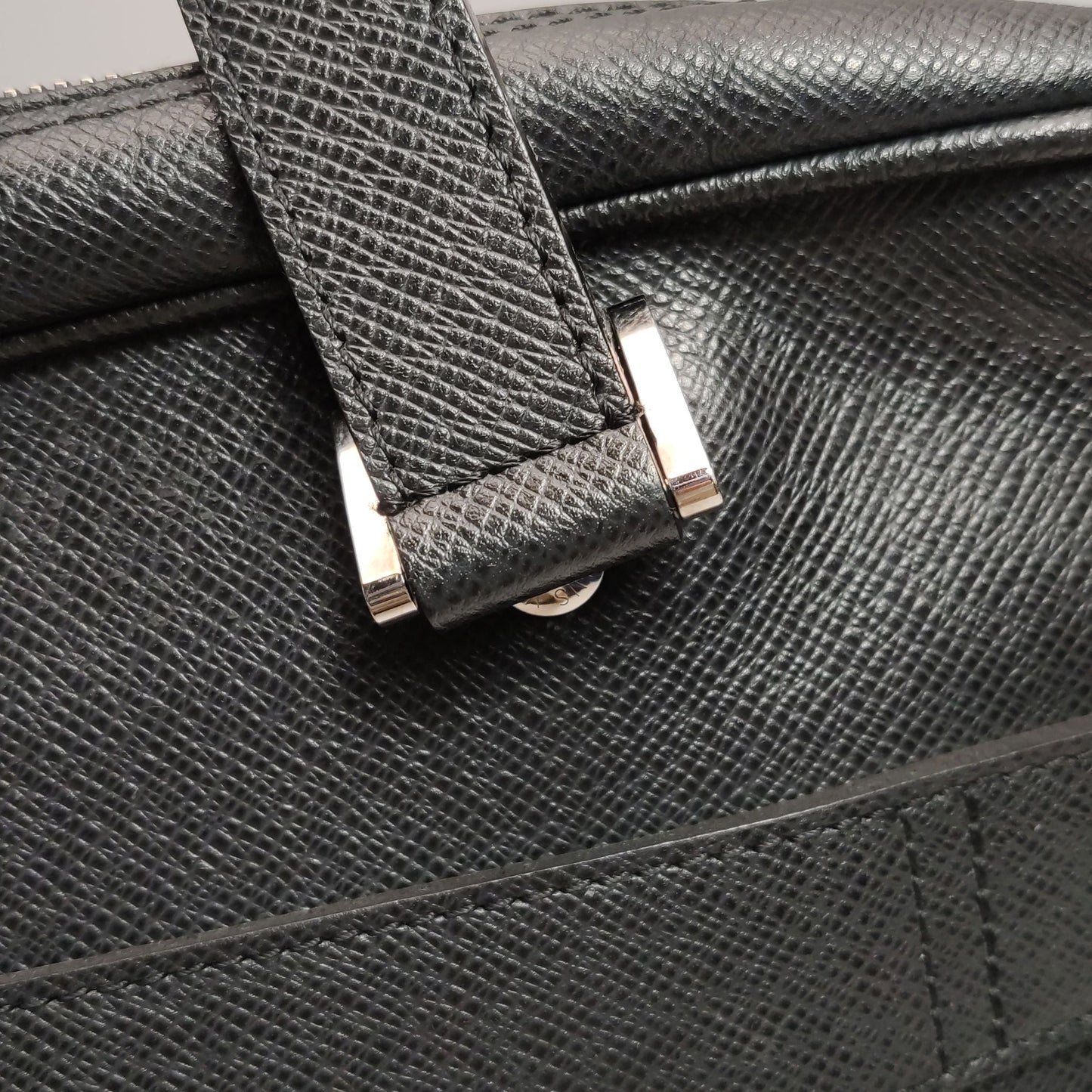 Preloved GLM-Taiga Leather Zip Top Handle Bag 250507781181904