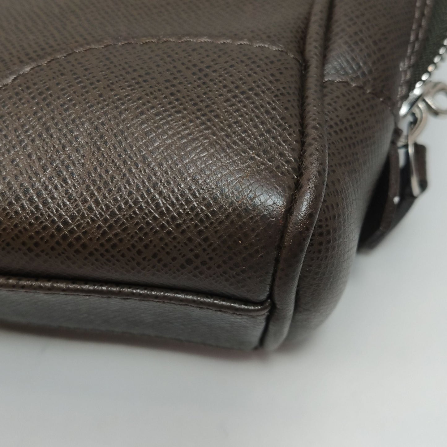 Preloved GLM-Taiga Leather Zip Top Handle Bag 250505781179730