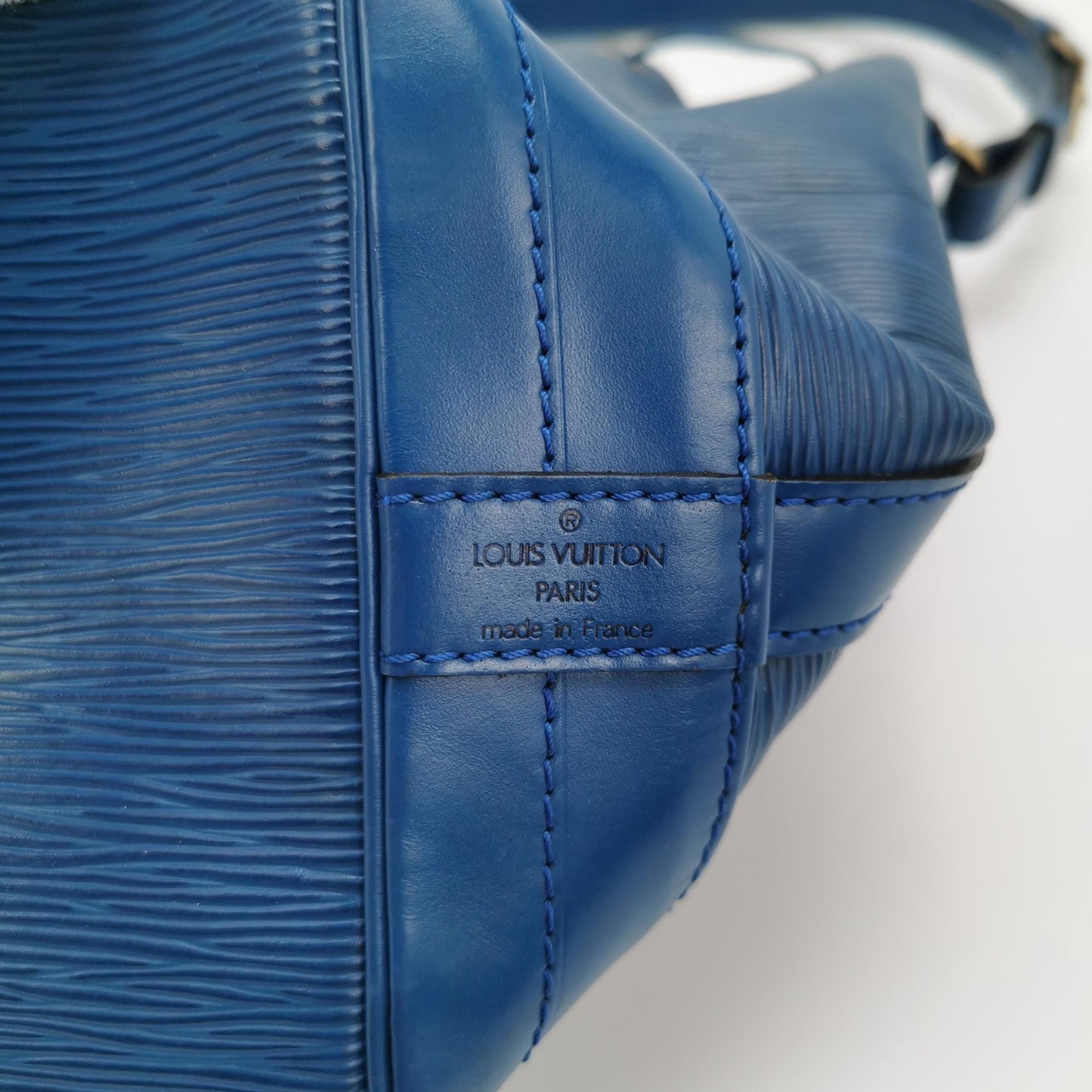Preloved GLM-NOE Large Calfskin Drawstring Shoulder Bag 057850201023