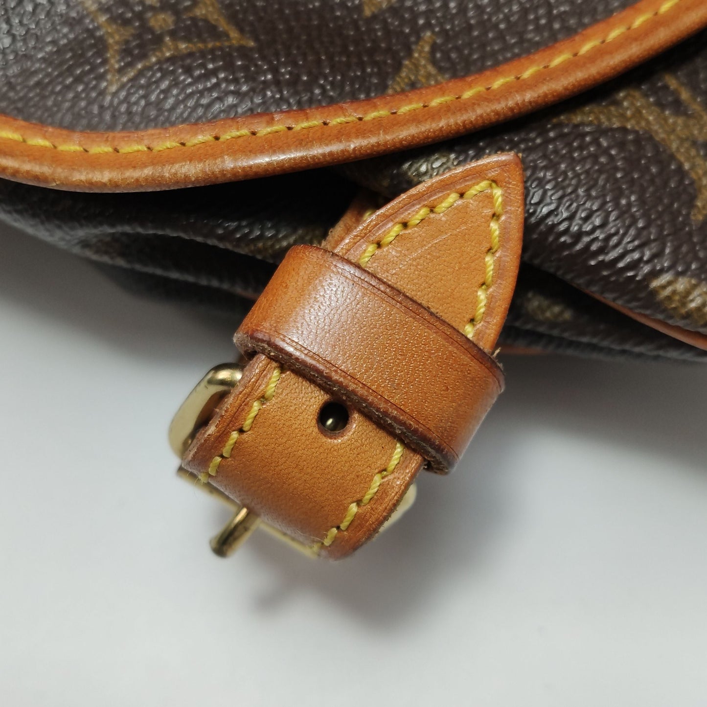 Preloved GLM-Saumur Twins Small Vegetable Tanned Leather Monogram Print Belt Buckle  Crossbody Bag 250429781170536