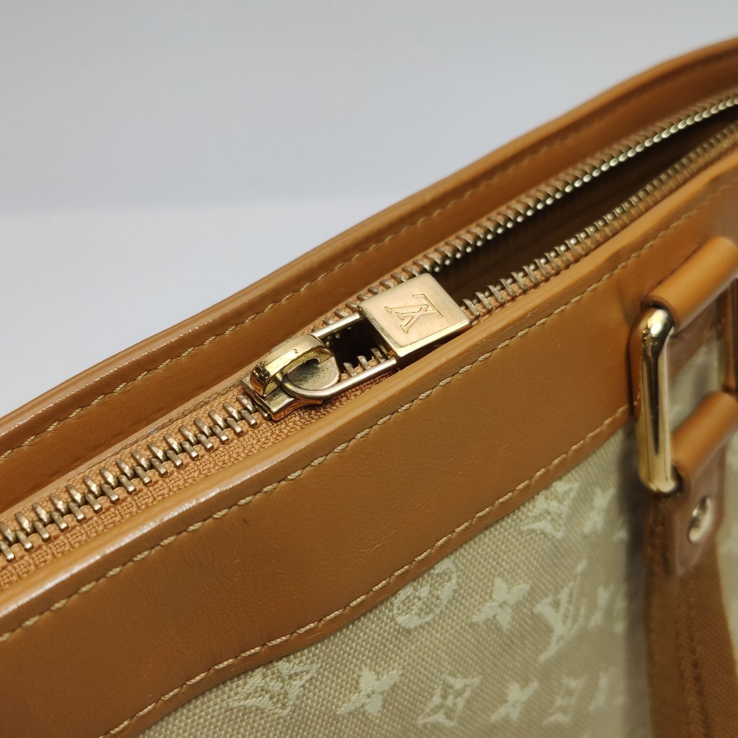 Preloved GLM-Lucille Leather Canvas Monogram Zip Tote Handbag 250428781170091