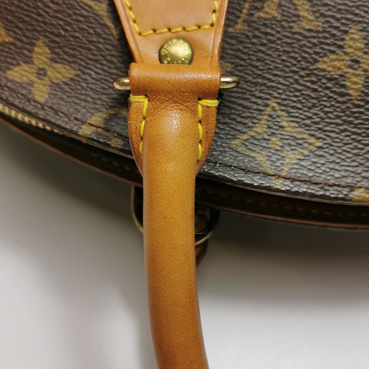 Preloved GLM-Ellipse Clutch Small Monogram Canvas  Handbag 250425781164675