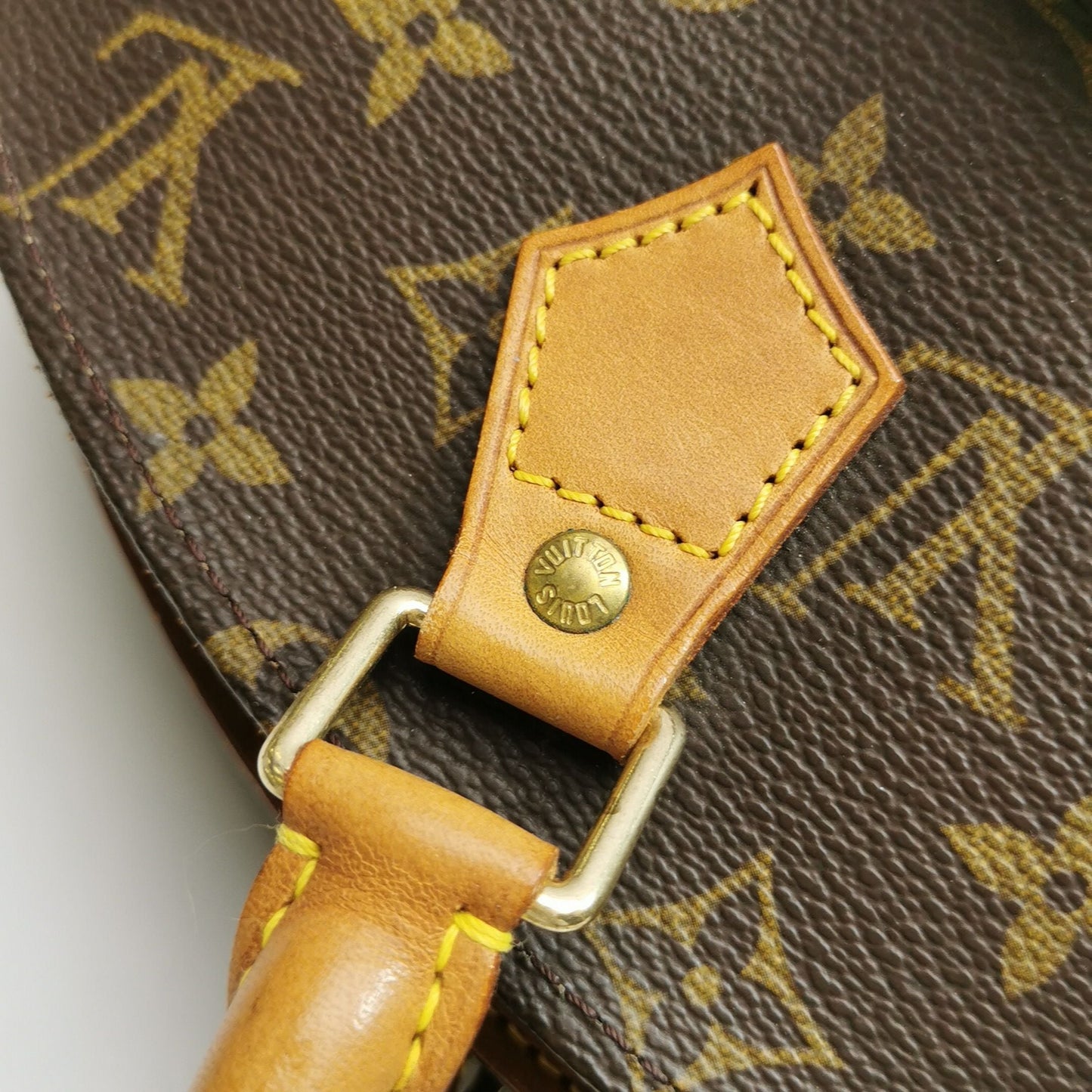 Preloved GLM-Ellipse Clutch Small Monogram Canvas  Handbag 250425781164675