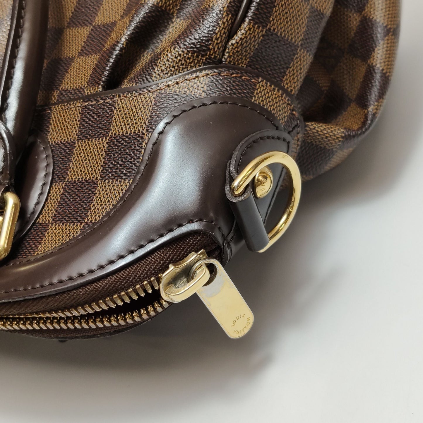Preloved GLM-Trevi Leather Checkered Pleated Shoulder Bag 250425781165387