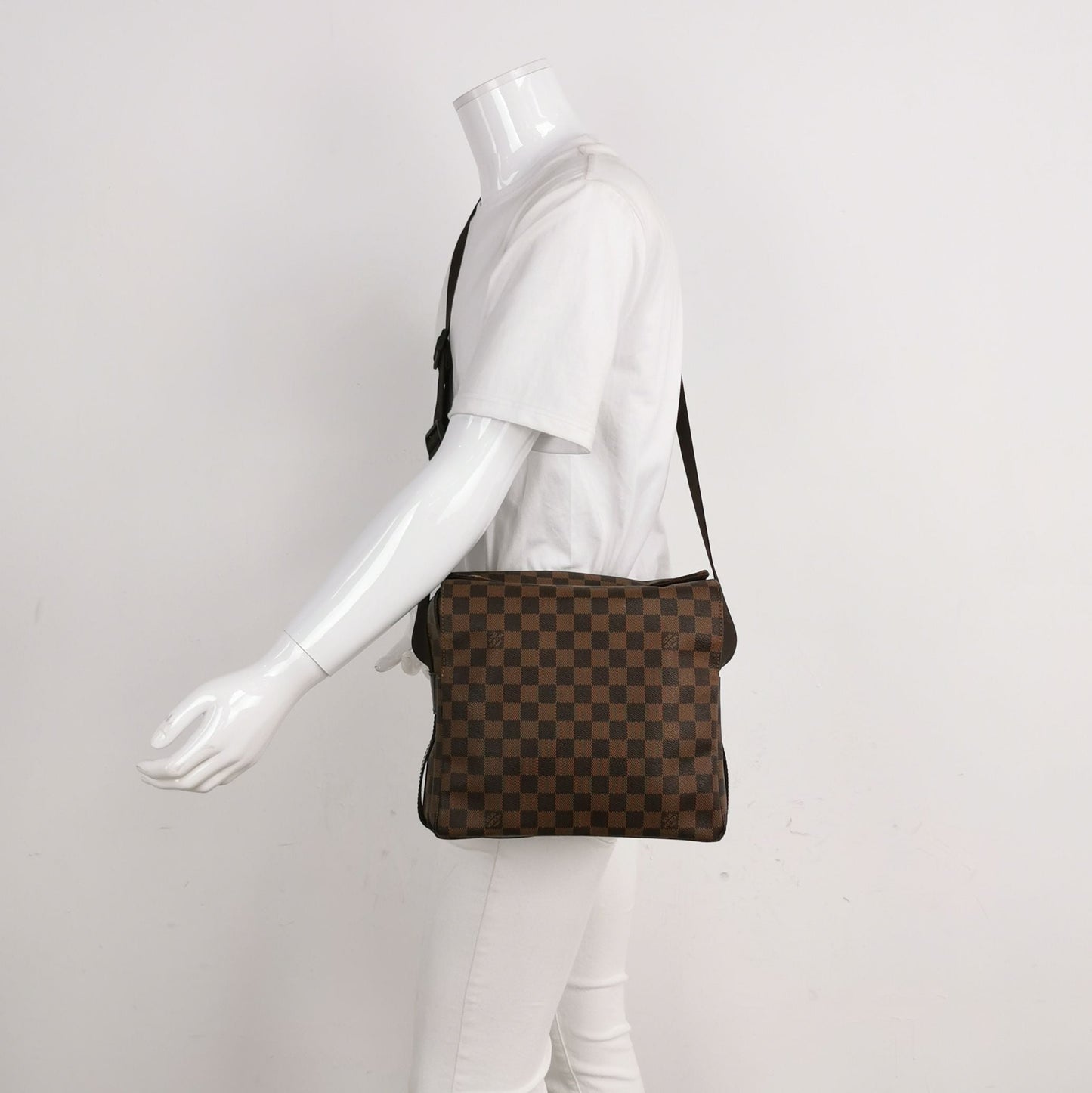 Preloved GLM-Naviglio Leather Check Pattern Flap Messenger Crossbody Bag 250426781166650