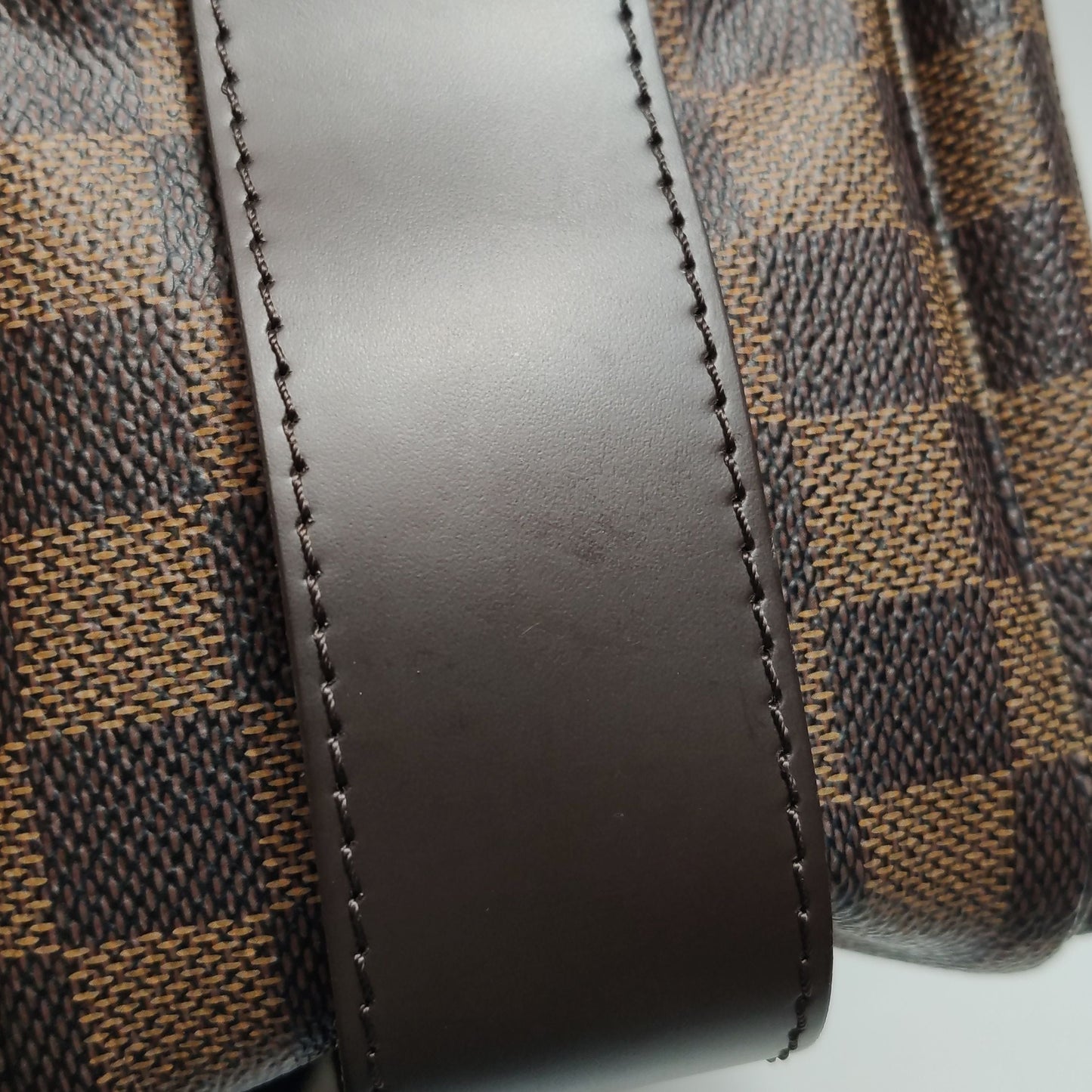 Preloved GLM-Naviglio Leather Check Pattern Flap Messenger Crossbody Bag 250426781166650