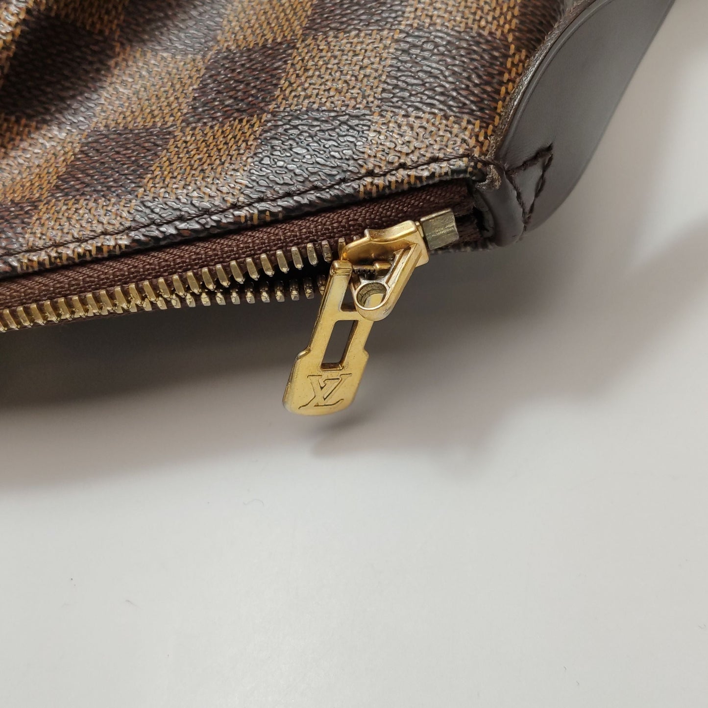 Preloved GLM-Verona Checkerboard Logo Embellished Tote Shoulder Bag 250425781165427