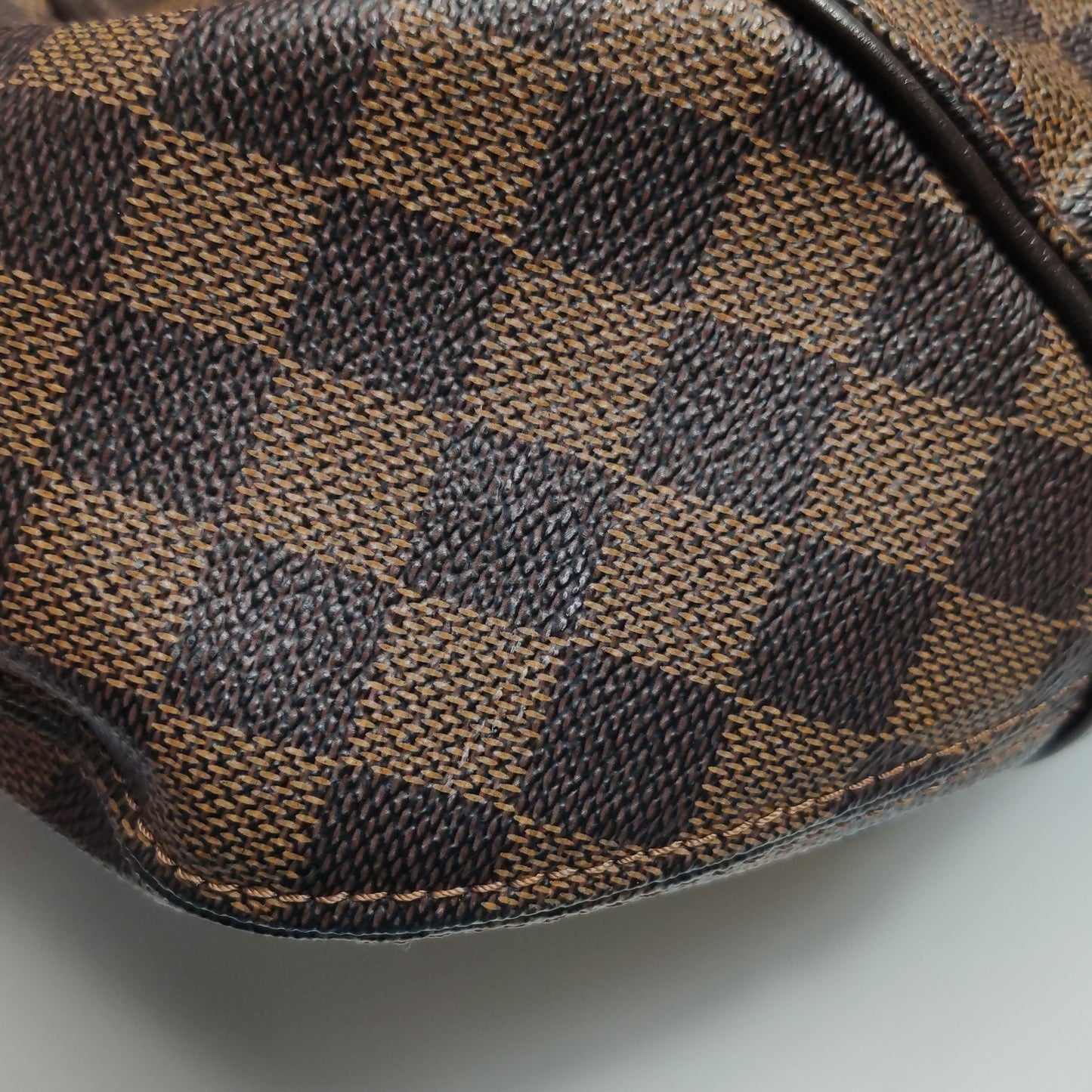 Preloved GLM-Sistina Large Checkered Push Lock Shoulder Bag 250423781161112