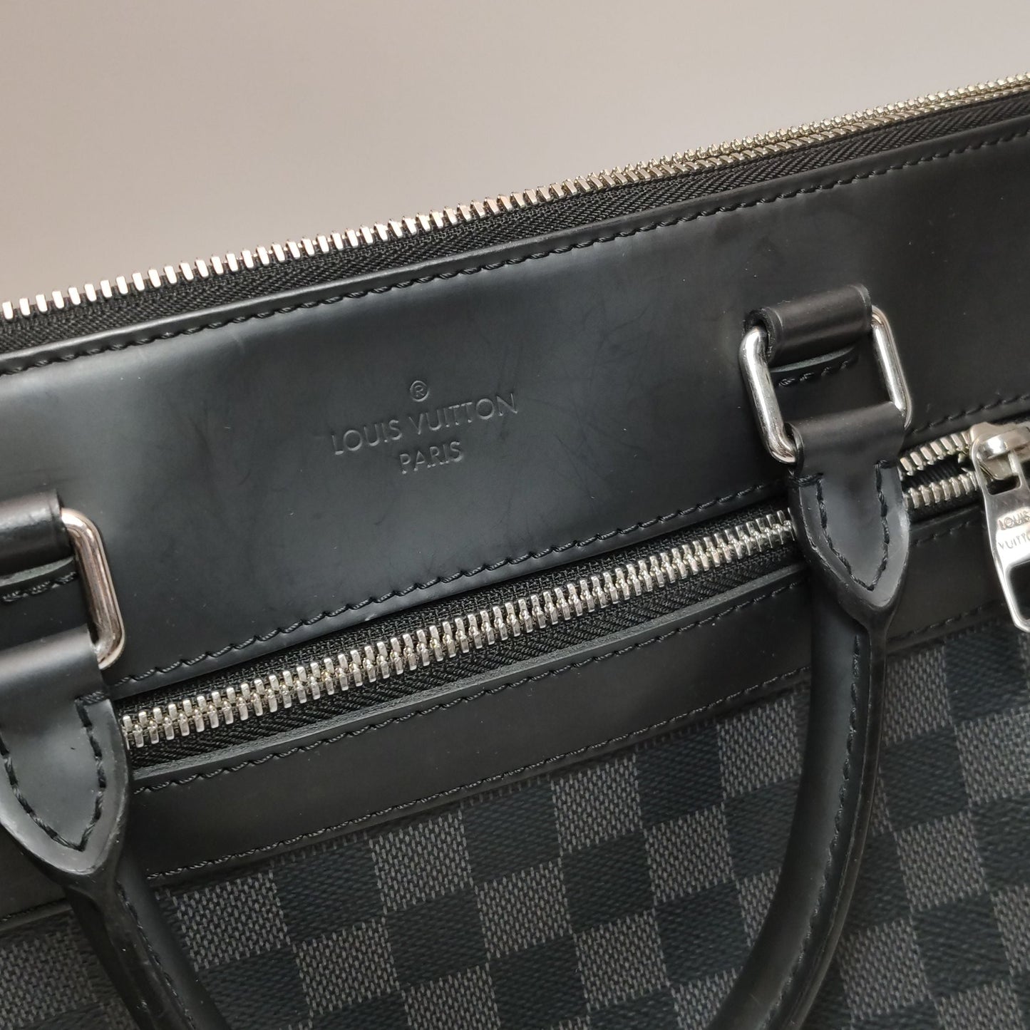 Preloved GLM-Porte-Documents Jour Leather Check Trim Handbag with Chip 250424781163302