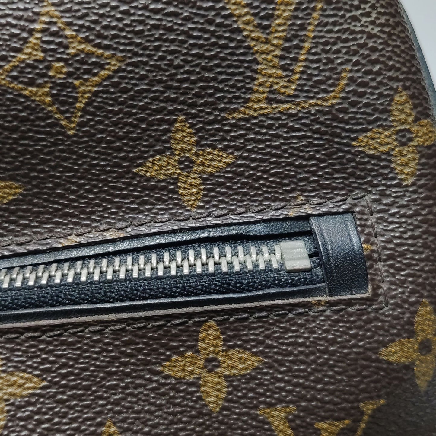 Preloved GLM-Torres Crossbody Shoulder Bag 250421781158763