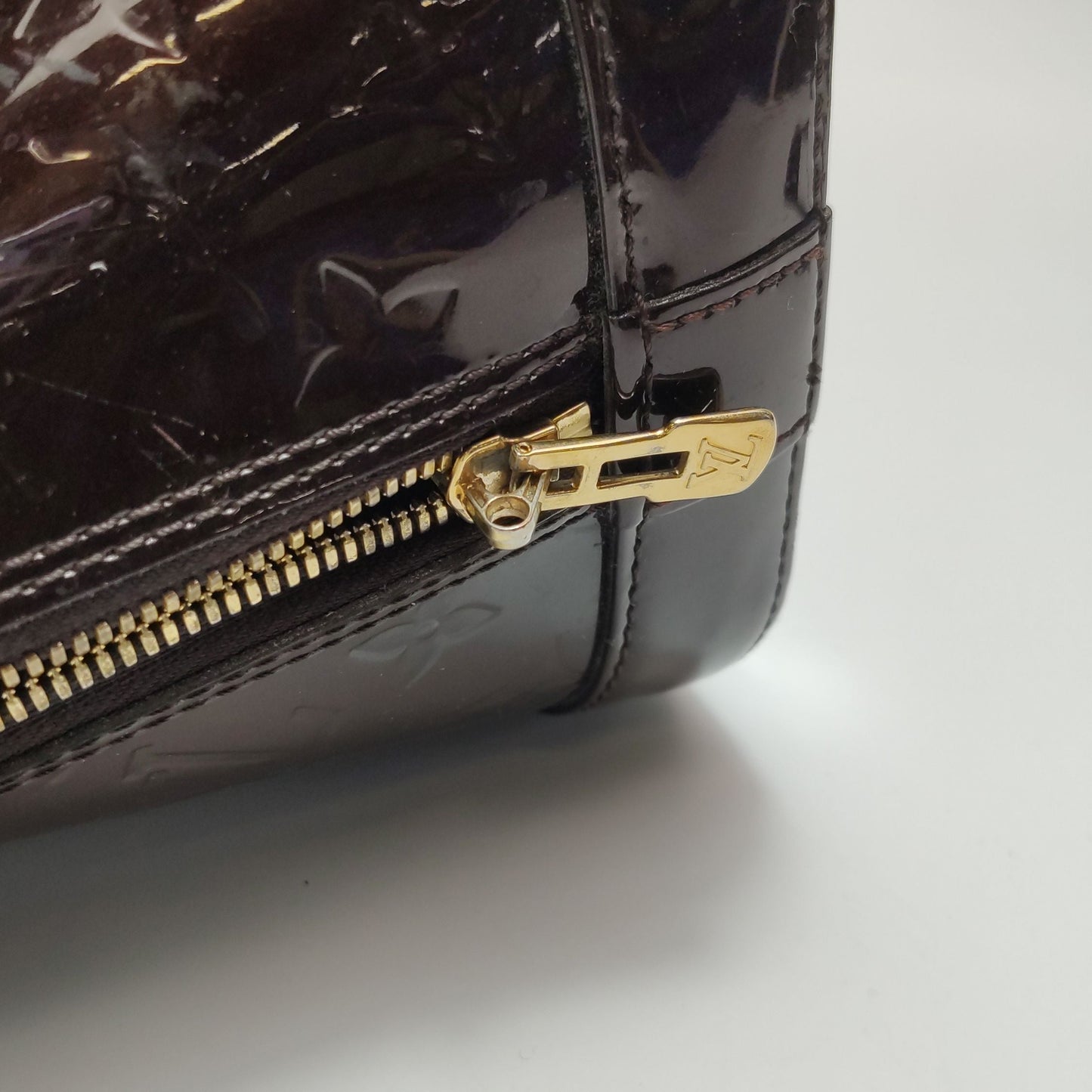 Preloved GLM-Alma Small Patent Monogram Shell Handbag 250421781159089