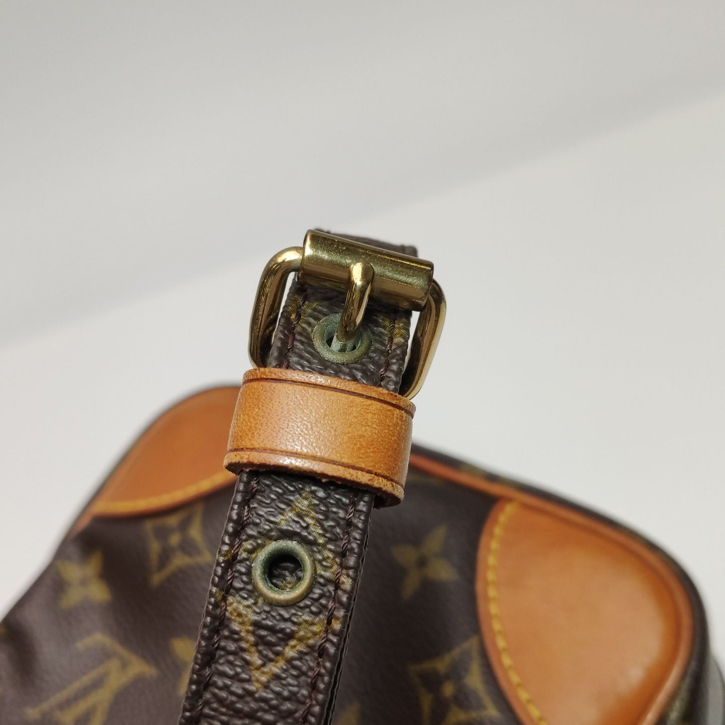 Preloved GLM-Amazone Camera Bag Monogram Print Zip Front Crossbody Shoulder Bag 250420781157184