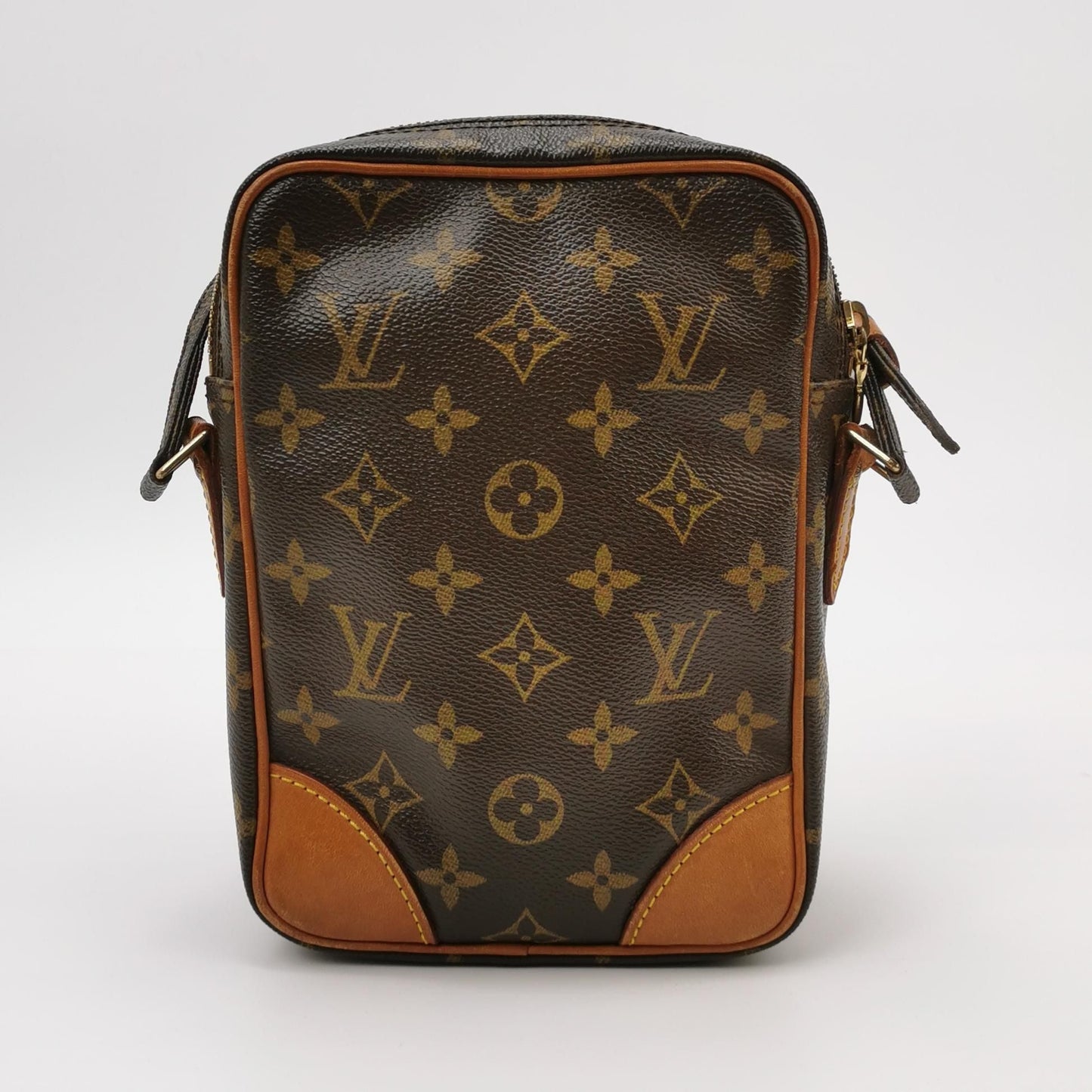 Preloved GLM-Amazone Camera Bag Monogram Print Zip Front Crossbody Shoulder Bag 250420781157184