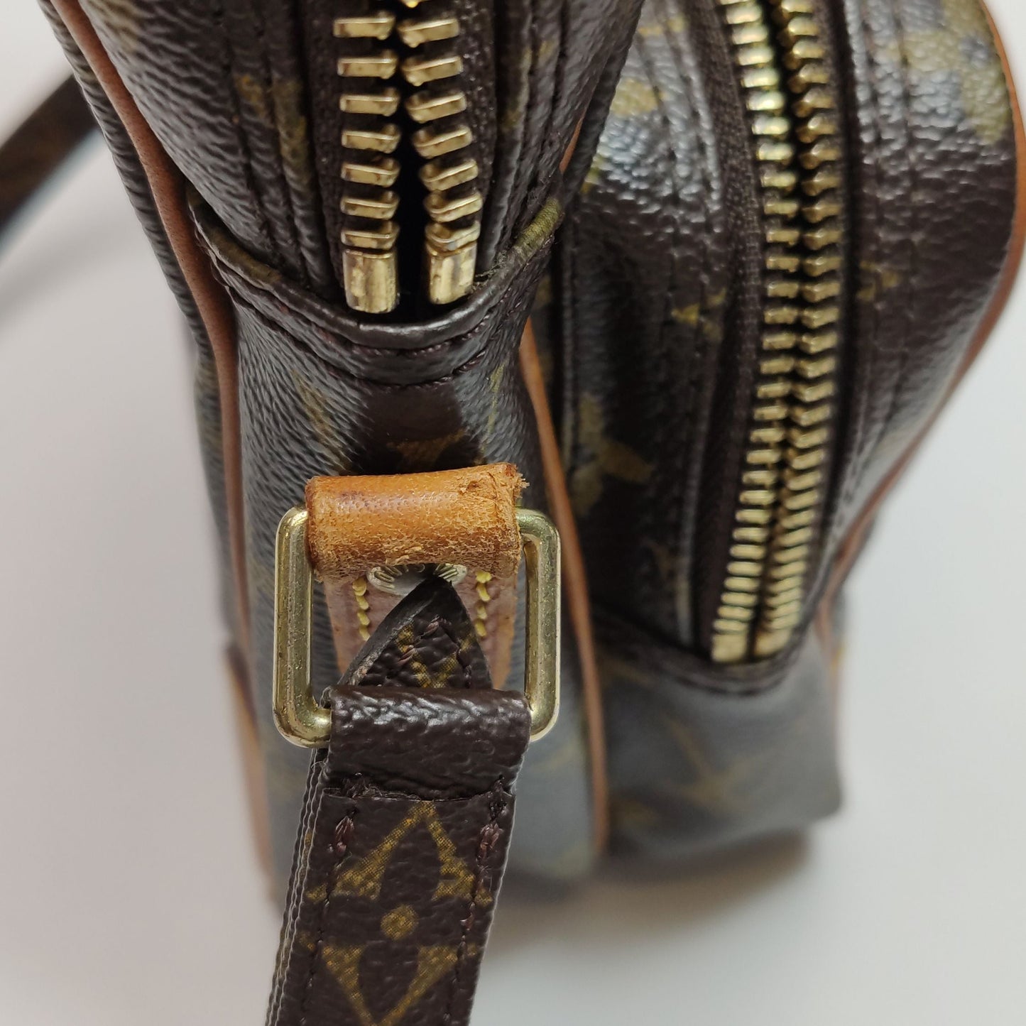 Preloved GLM-Amazone Camera Bag Monogram Print Zip Front Crossbody Shoulder Bag 250420781157184