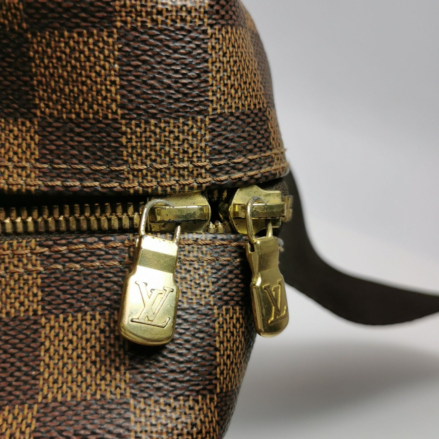 Preloved GLM-Naviglio Leather Checkered Flap Messenger Crossbody Bag 250420781157373