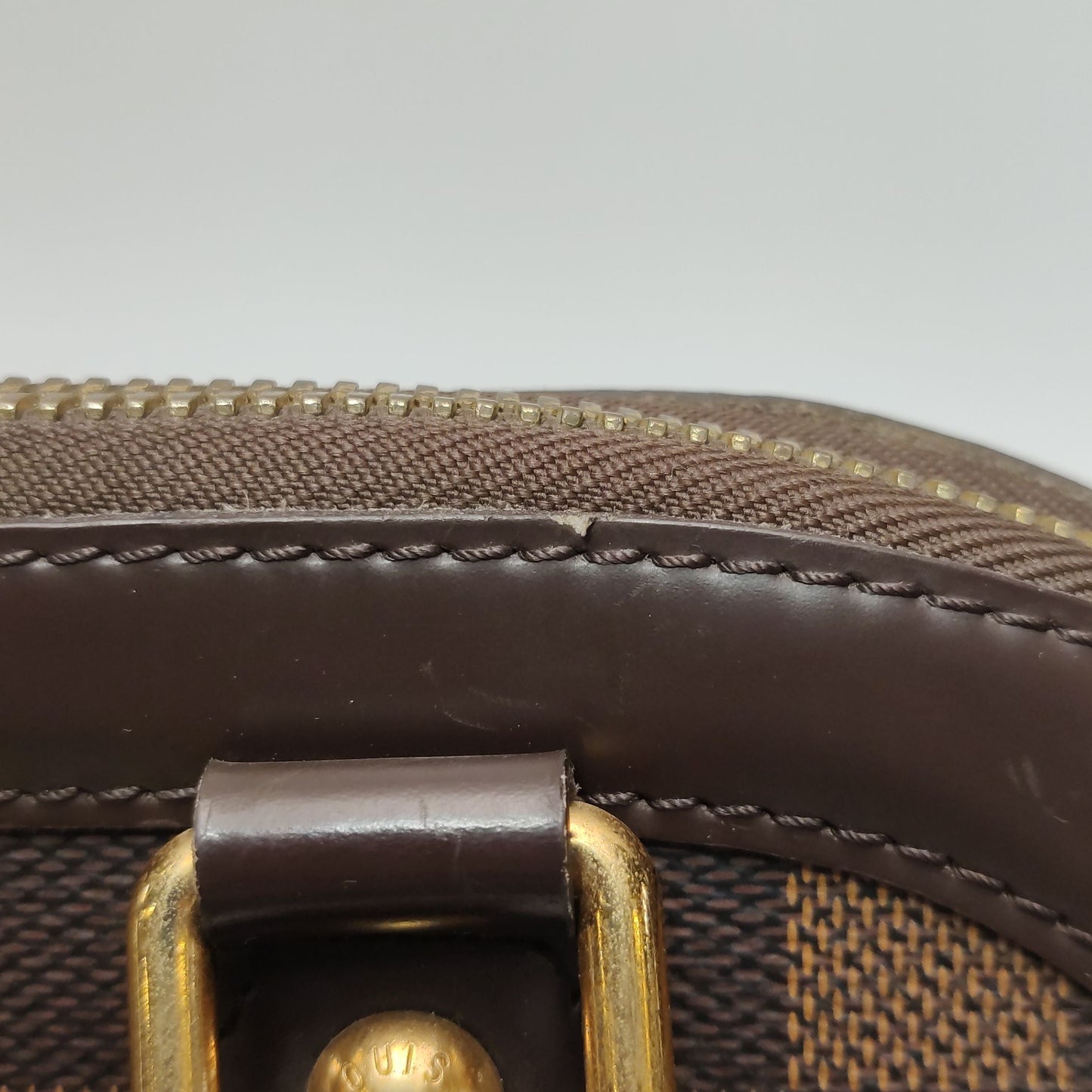 Preloved GLM-Trevi Leather Checkered Pleated Handbag Shoulder Bag 250418781153938