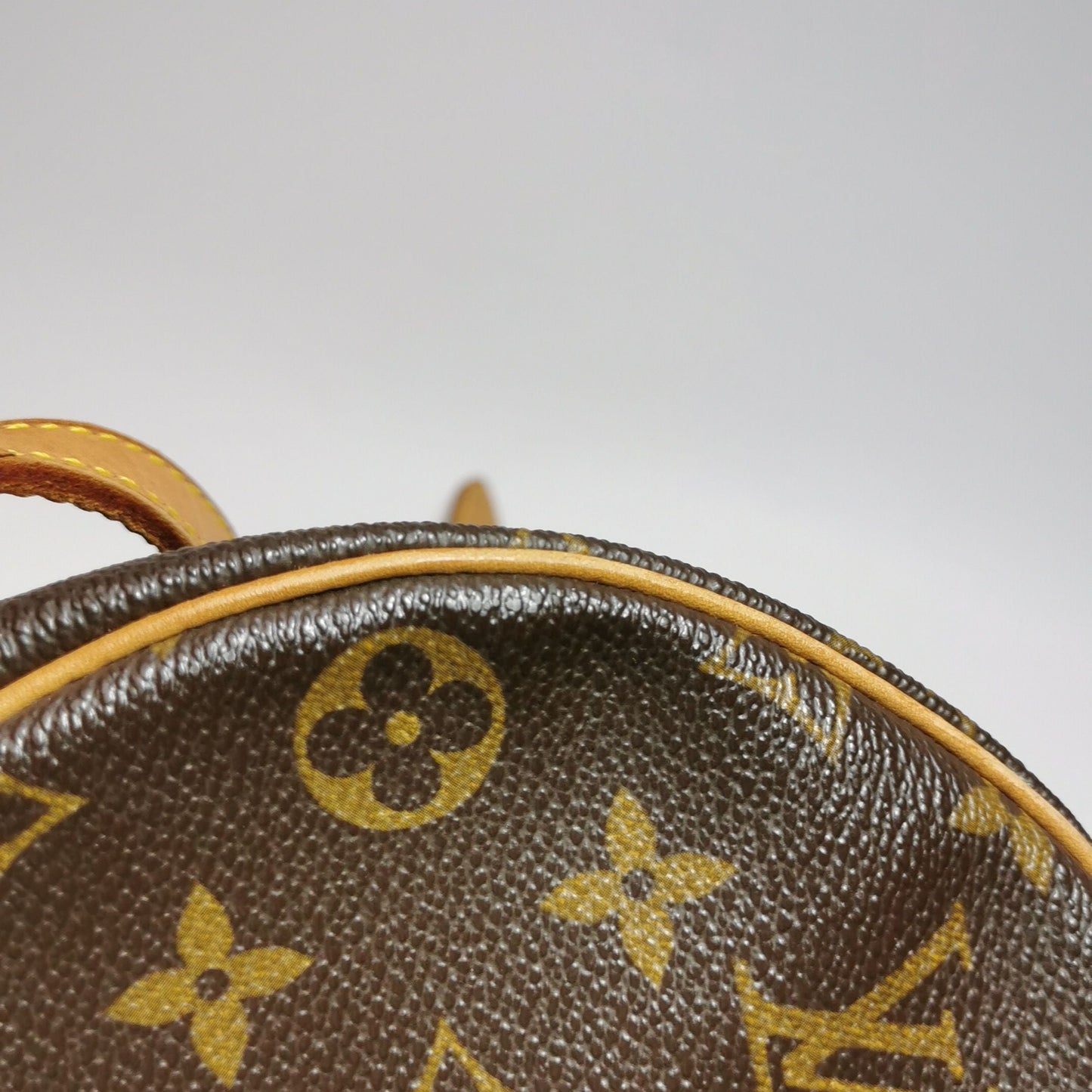 Preloved GLM-Tambourin Crossbody Bag 250416781151538