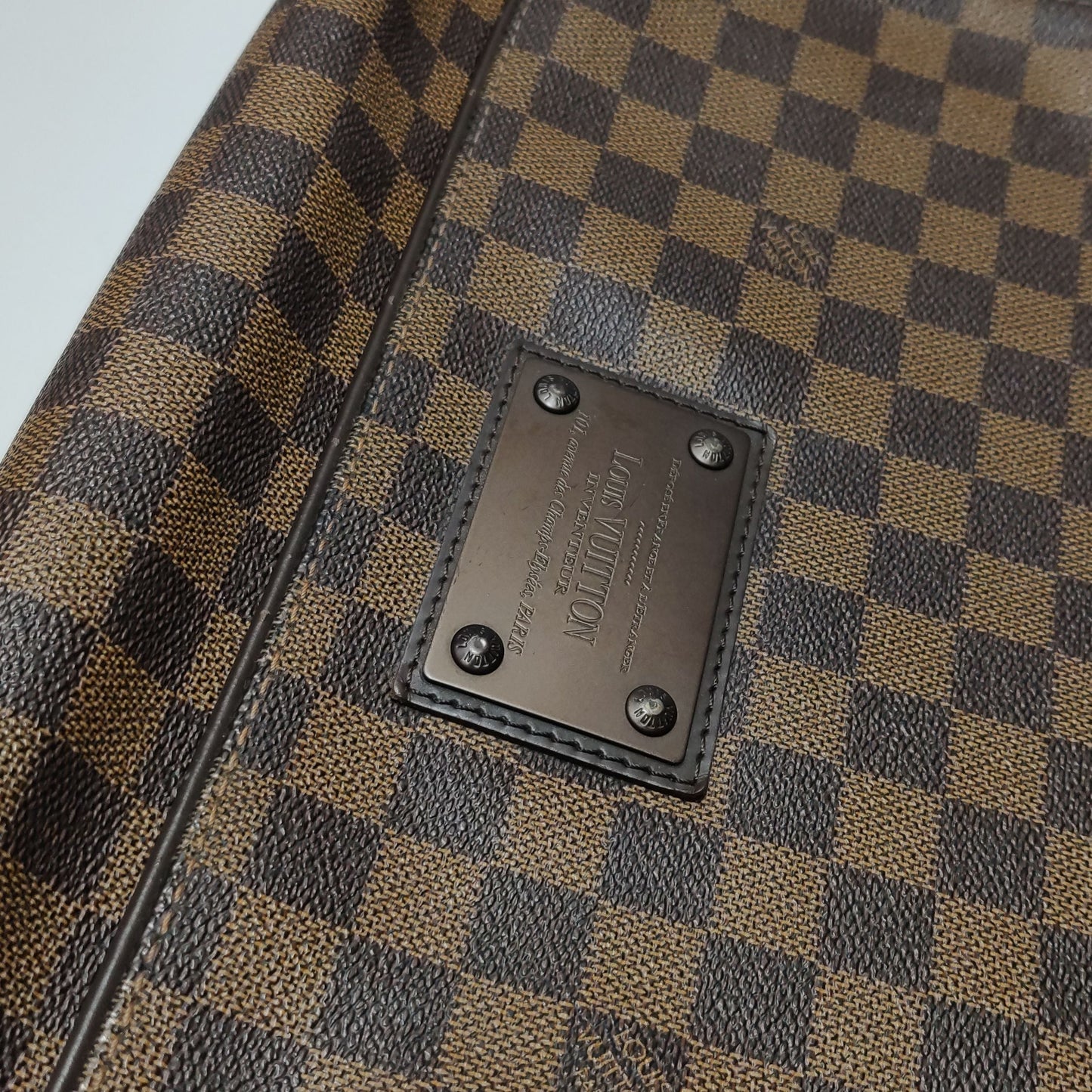Preloved GLM-Brooklyn Leather Checkerboard Logo Messenger Bag 250415781149736