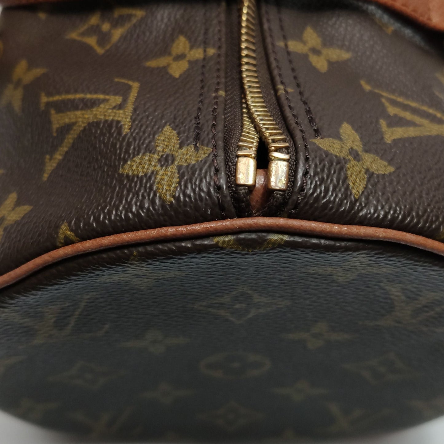 Preloved GLM-Papillon Large Monogram Canvas  Round Barrel Handbag 250416781151209