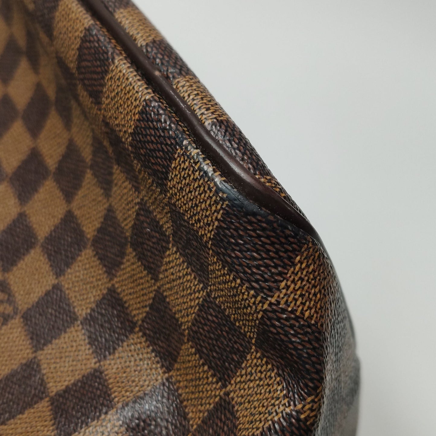 Preloved GLM-Westminster Leather Checkerboard Logo Trim Shoulder Bag 250416781150456