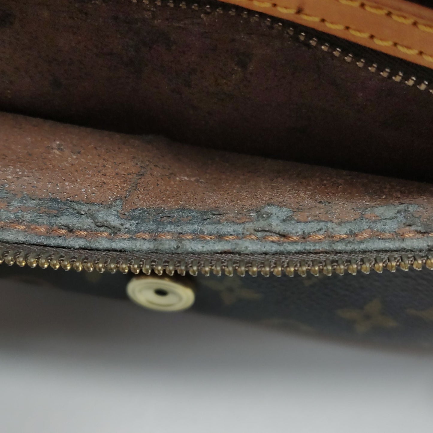 Preloved GLM-Saint Germain Monogram Shoulder Bag 250412781145654