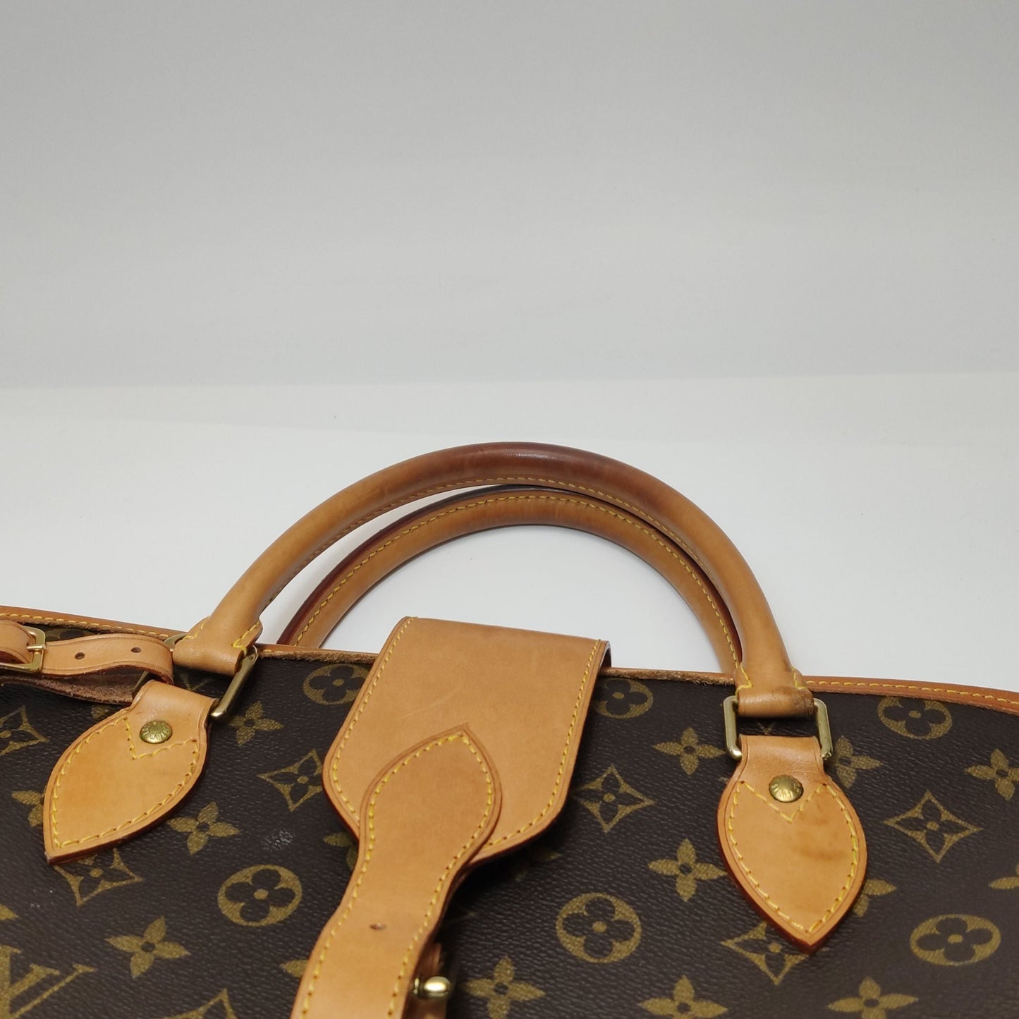 Preloved GLM-Rivoli Monogram  Handbag 047851300696