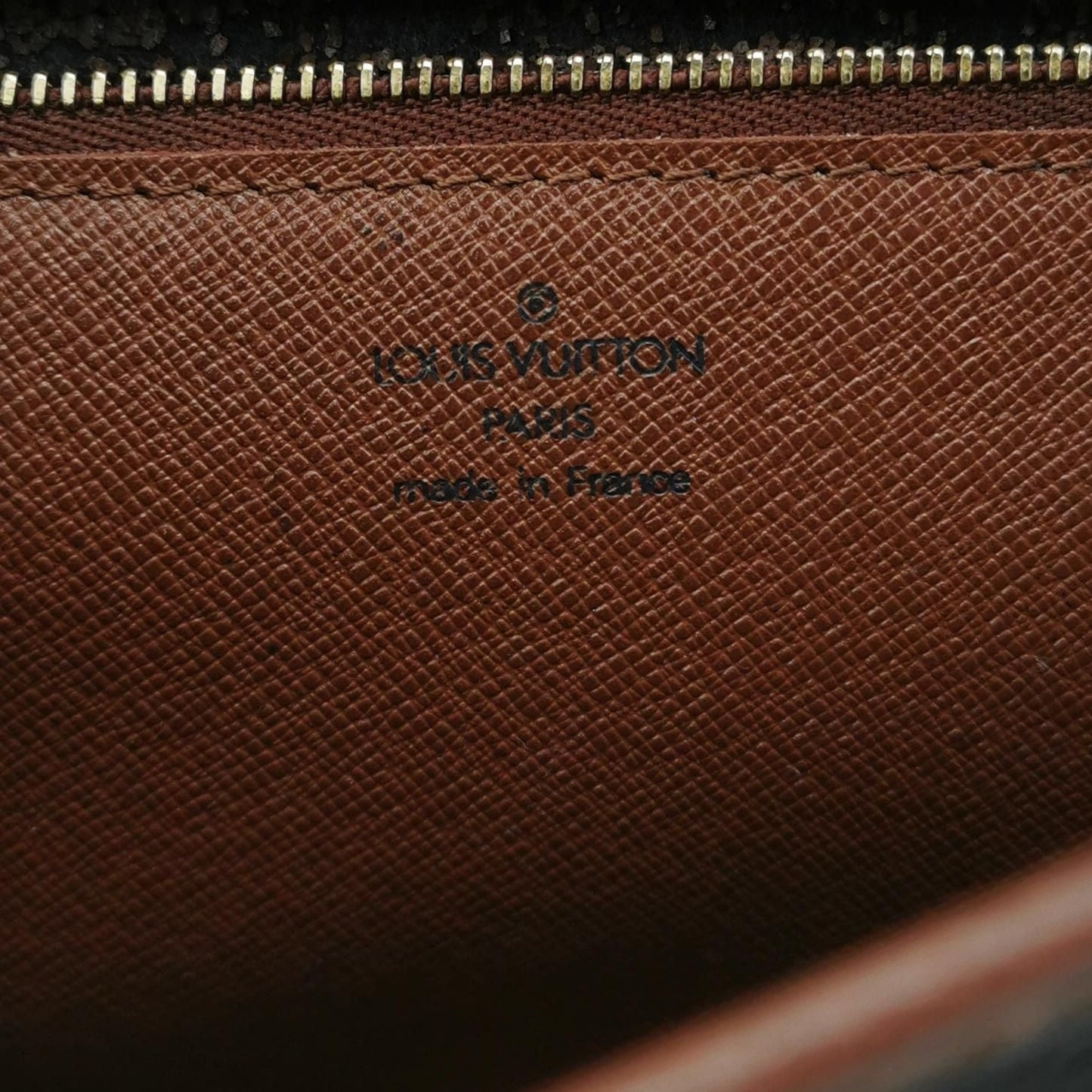 Preloved GLM-Bordeaux Leather Monogram Print  Envelope Crossbody Shoulder Bag 250412781144700