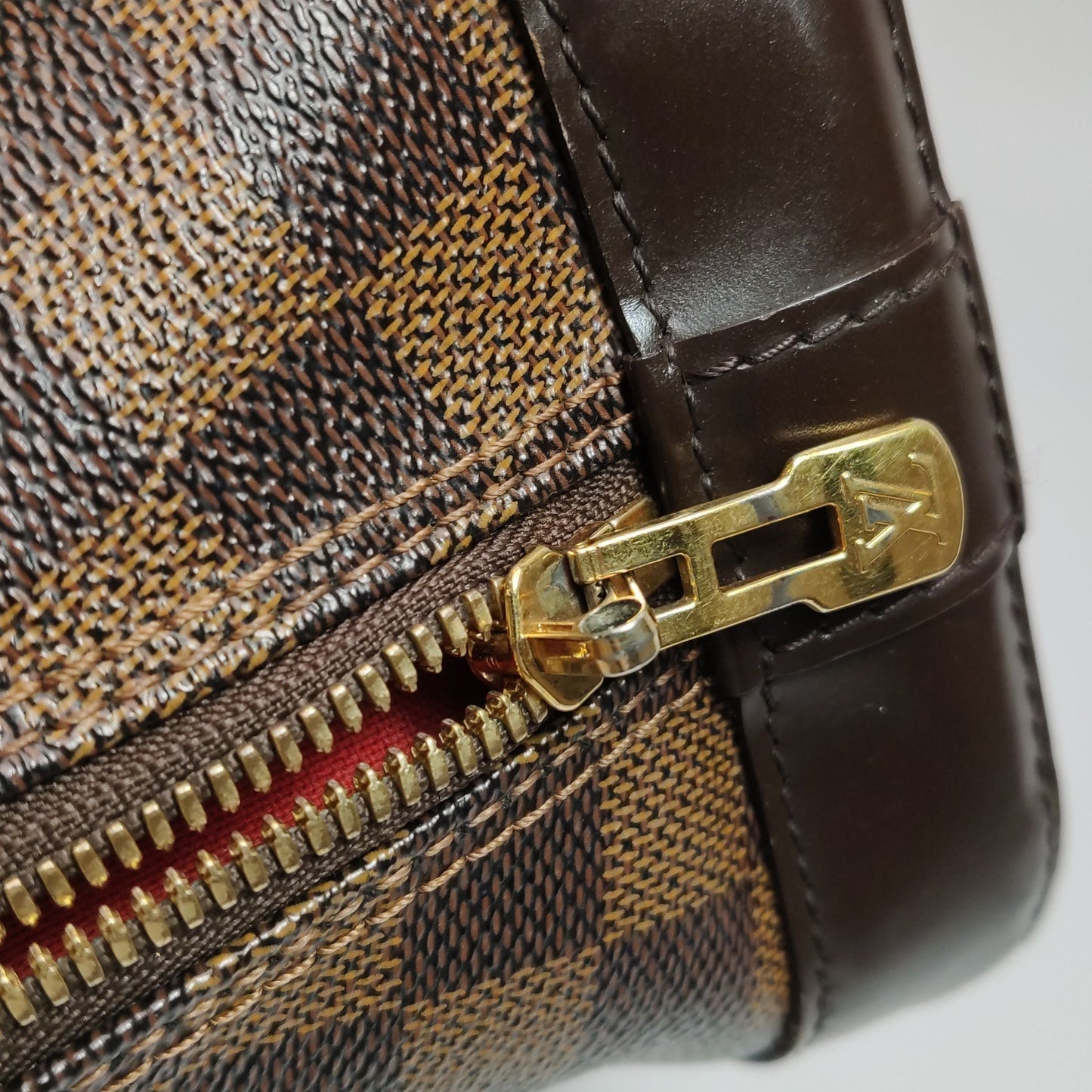 Preloved GLM-Alma Small Checkered Shell Bag 250410781143055