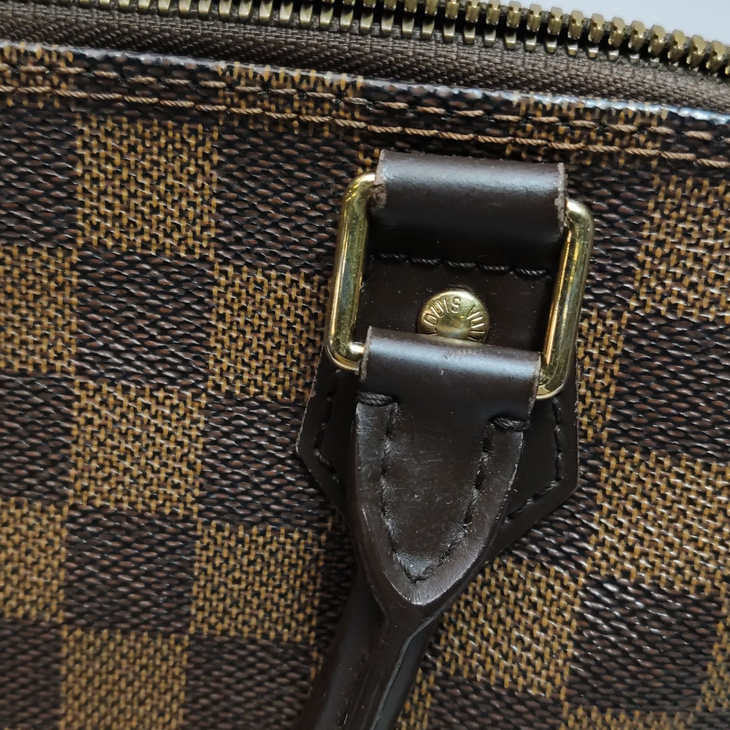 Preloved GLM-Alma Small Checkered Shell Bag 250410781143055