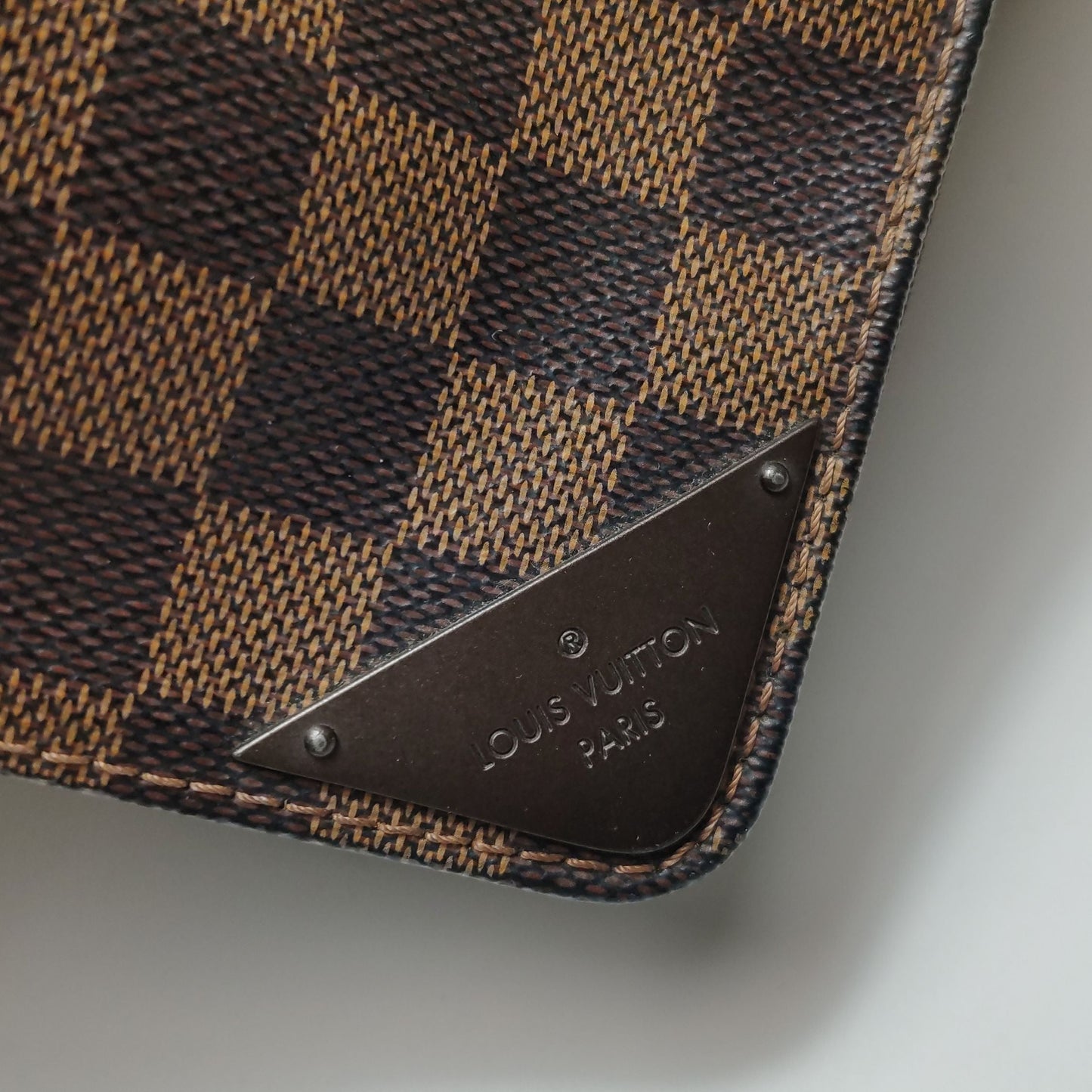 Preloved GLM-Shelton Checkerboard Crossbody Shoulder Bag 250409781141186