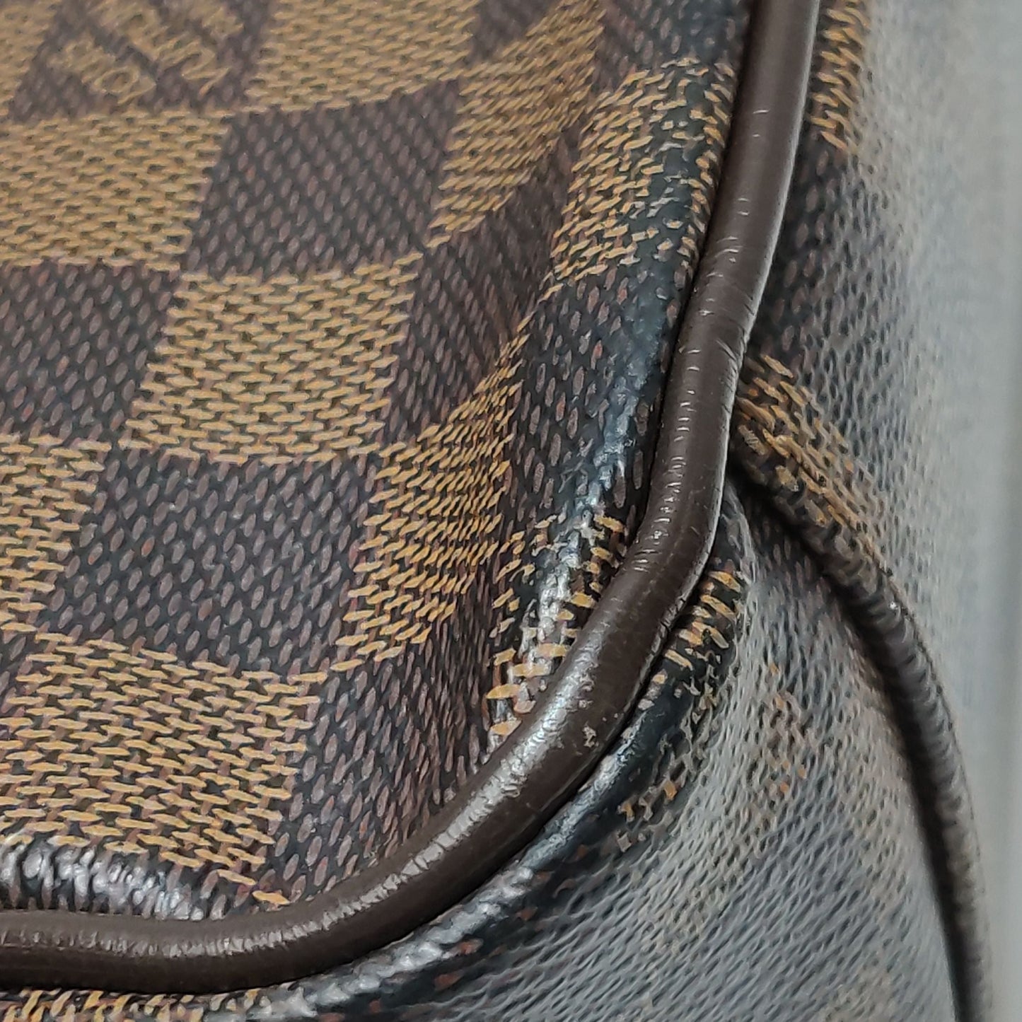 Preloved GLM-Shelton Checkerboard Crossbody Shoulder Bag 250409781141186
