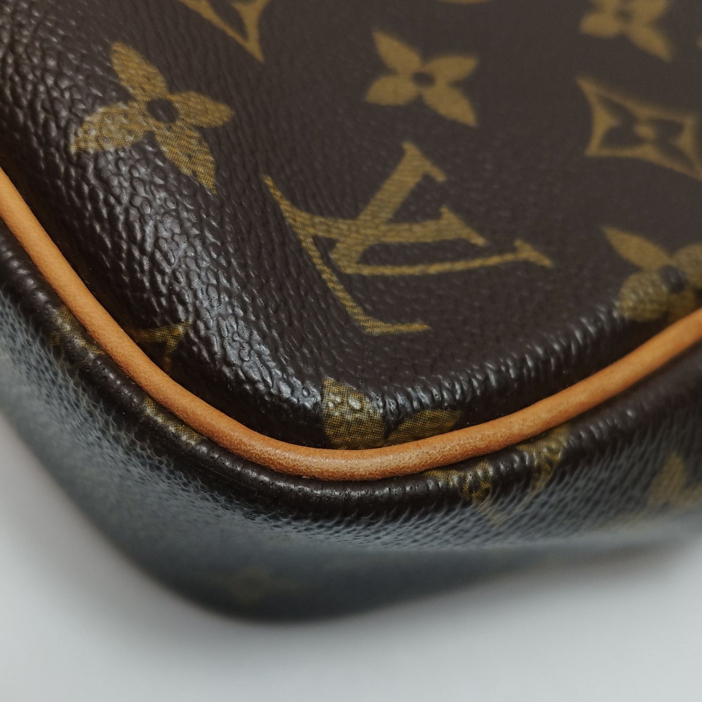 Preloved GLM-Monogram Vegetable Tanned Leather Handbag 250409781141178
