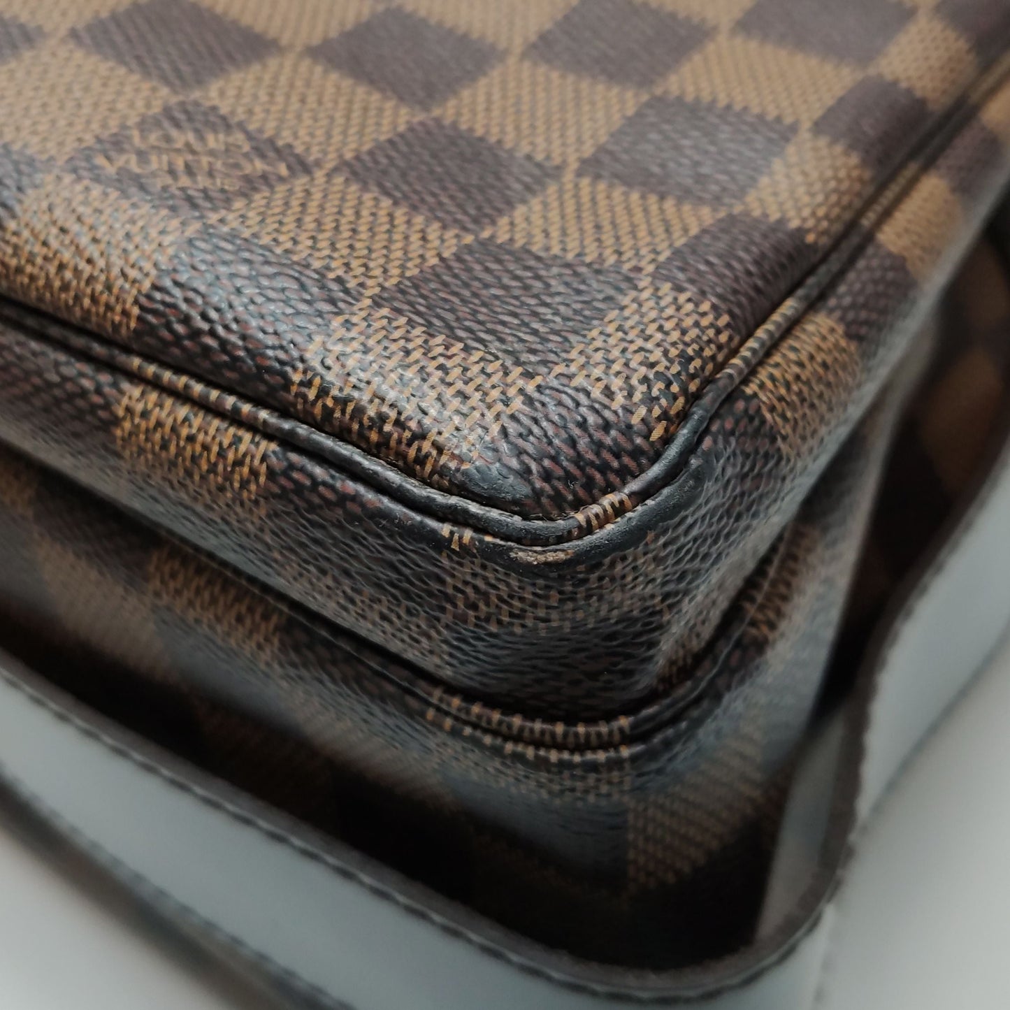 Preloved GLM-Naviglio Leather Checkered Flap Messenger Crossbody Bag 250409781140669