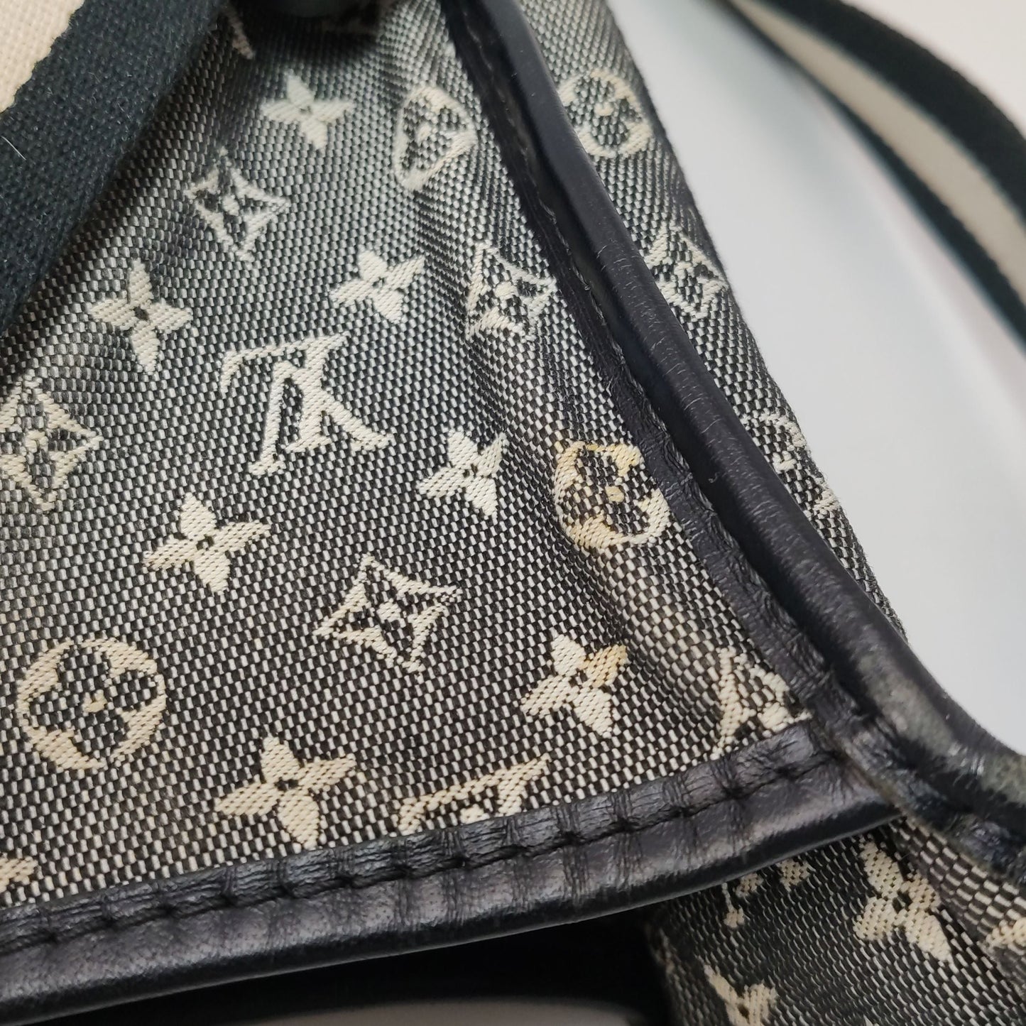 Preloved GLM-Besace Mary Kate Leather Canvas Crossbody Bag 250408781140156