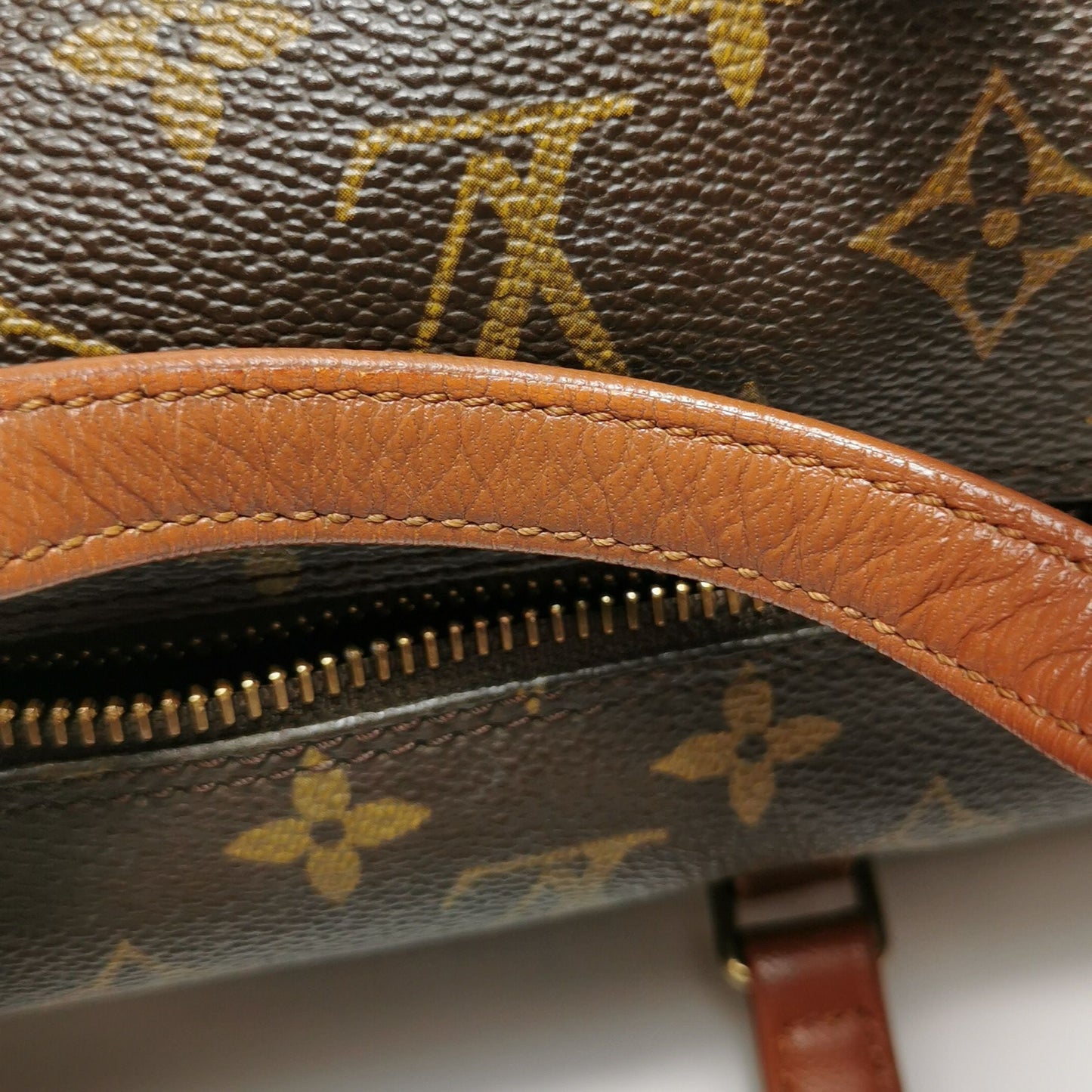 Preloved GLM-Papillon Large Monogram Canvas Round Barrel Handbag 250408781139813