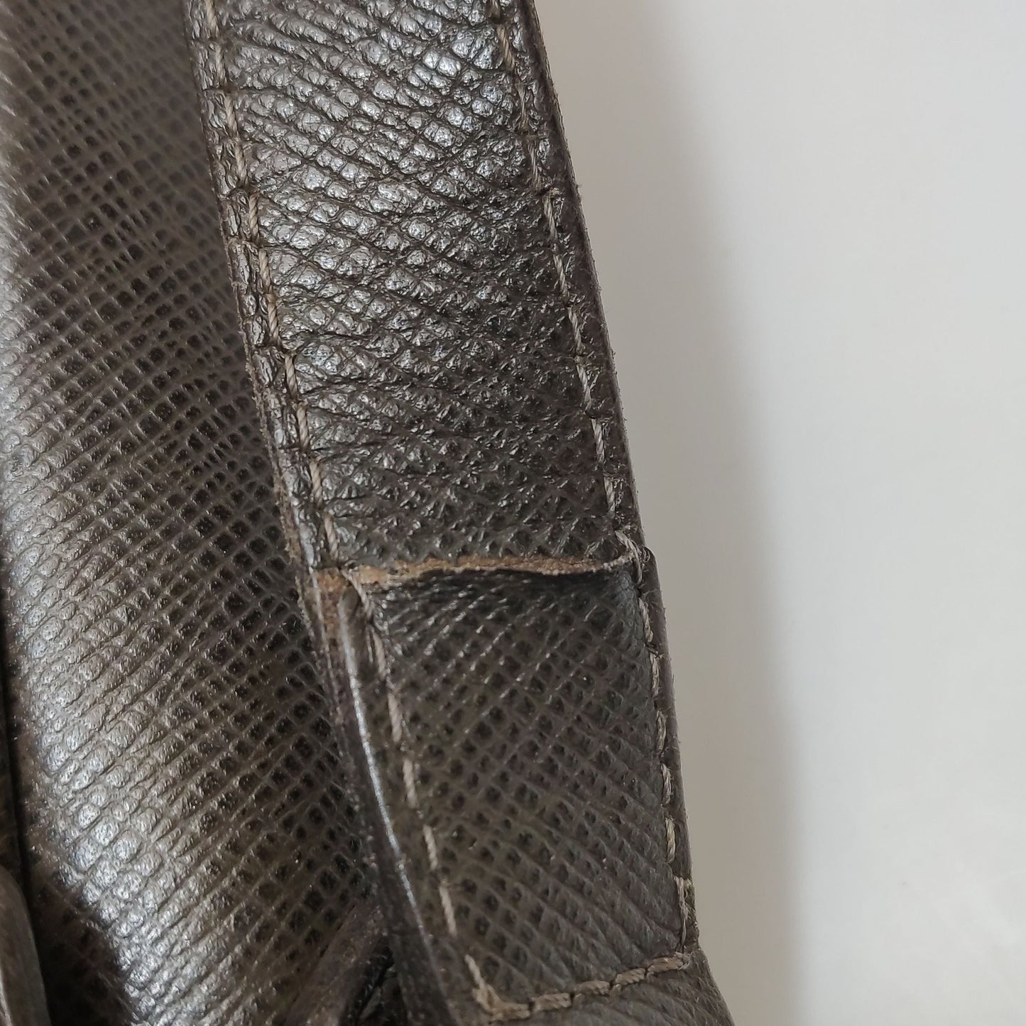 Preloved GLM-Leather Crossbody Shoulder Bag 250402781132072