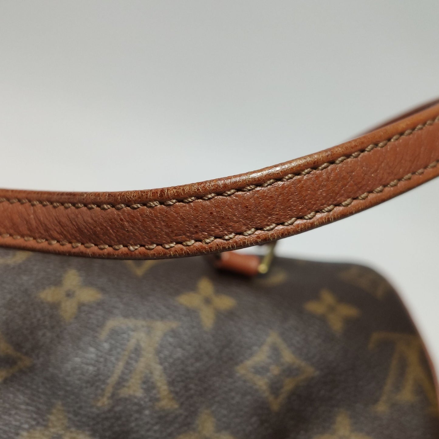 Preloved GLM-Papillon Medium Monogram Canvas  Round Handbag 250404781134651